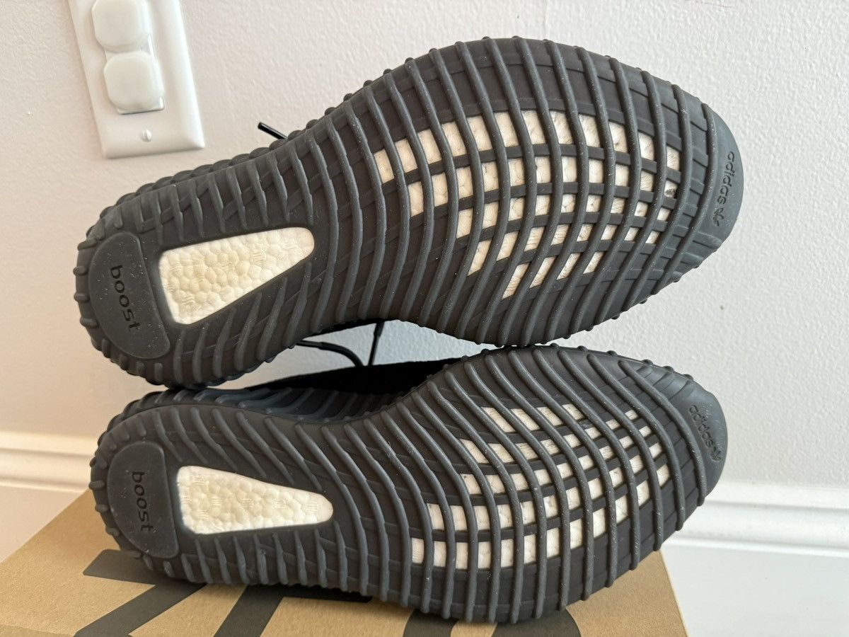Adidas ADIDAS Yeezy Boost 350 V2 Bred CP9652 Core Black Red Size 12 Size US 12 / EU 45 - 8 Thumbnail