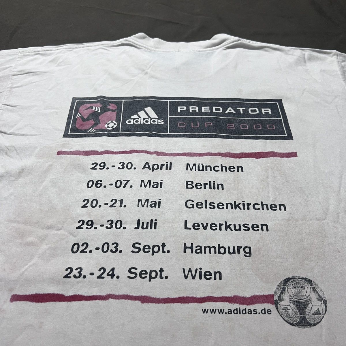 Adidas Vintage Adidas Predator Cup 2000 Tee Faded Thrashed Football Size US L / EU 52-54 / 3 - 11 Thumbnail