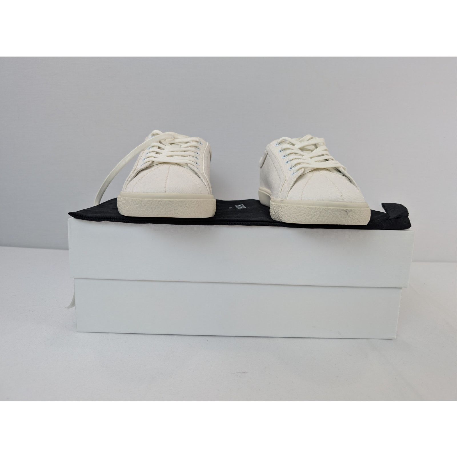 Celine o1rshd1 Canvas & Calfskin Low top Sneakers in White Size US 10 / EU 43 - 18 Thumbnail
