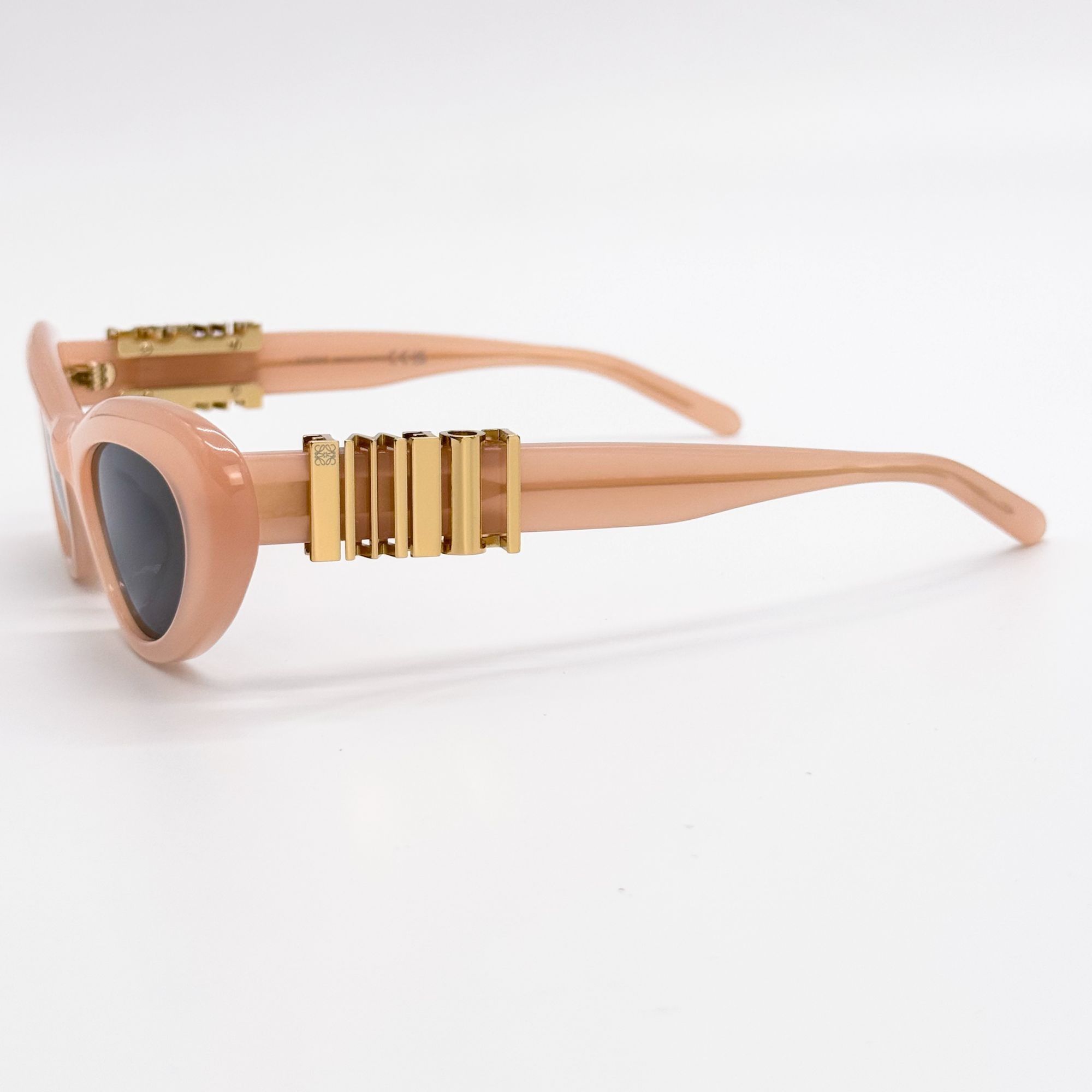 Loewe NEW LW40156U 72E, LOEWE SUNGLASSES NUDE CAT EYE EYEWEAR LOEW Size ONE SIZE - 5 Thumbnail