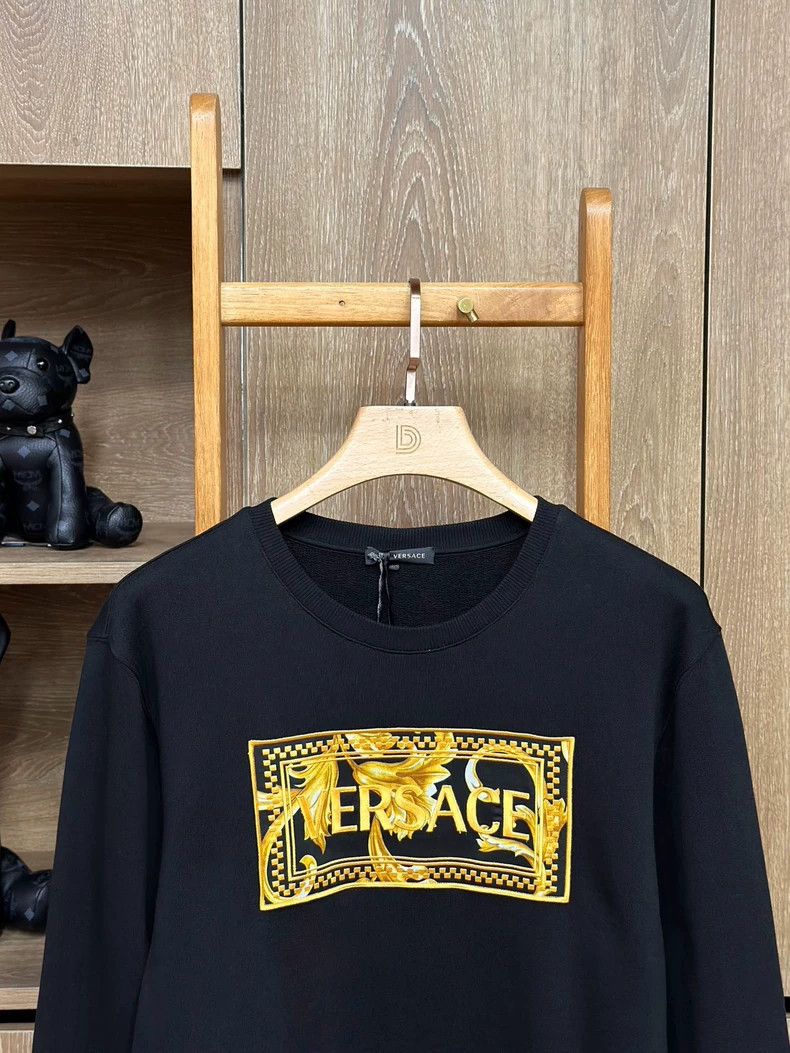 Versace Versace Black embroidered crewneck sweatshirt Size US M / EU 48-50 / 2 - 3 Thumbnail