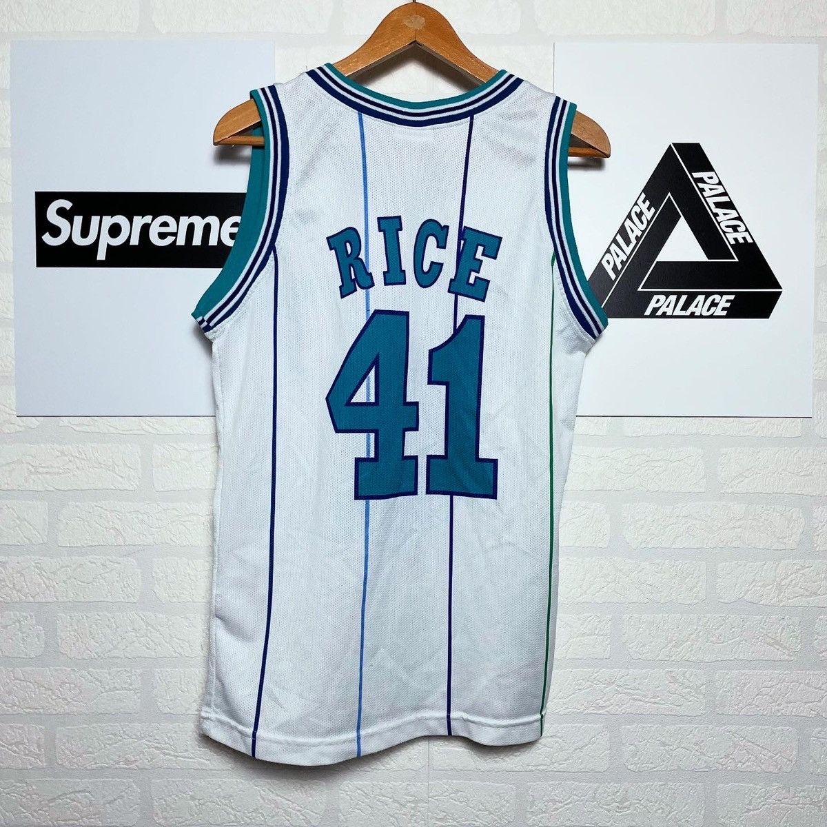 Champion × NBA × Vintage Charlotte 41 Rice Jersey champion 90s vintage NBA Size US S / EU 44-46 / 1 - 2 Thumbnail