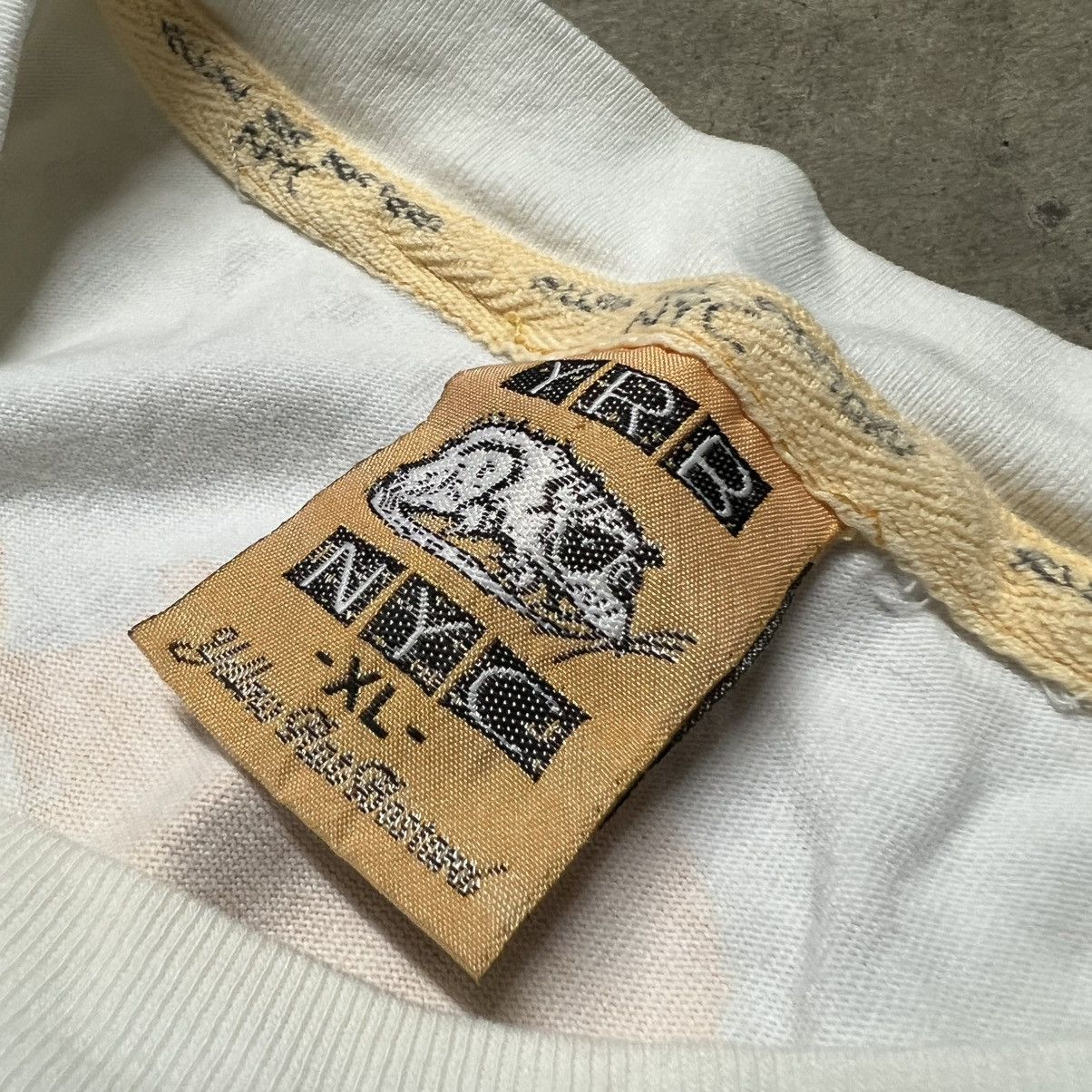Band Tees × Rap Tees × Vintage Vintage 2000’s Yellow Rat Bastard (YRB) NYC Rap T-Shirt Size US XL / EU 56 / 4 - 8 Thumbnail