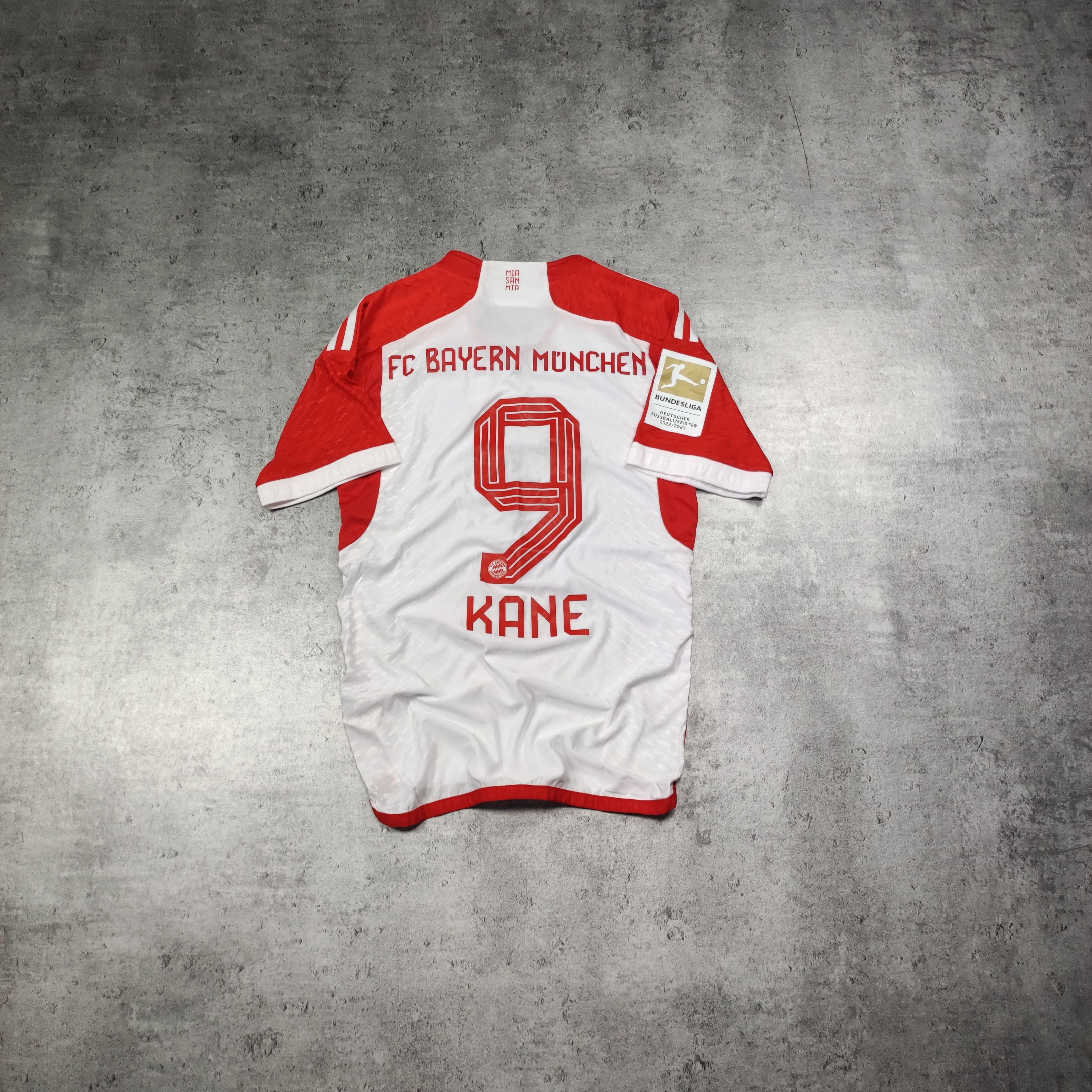 Adidas Bayern Munich x Adidas #9 Kane Adidas PRO Home Jersey Size US S / EU 44-46 / 1 - 1 Thumbnail