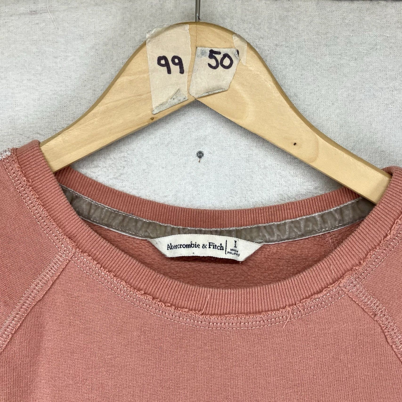 Abercrombie & Fitch Abercrombie & Fitch Sweatshirt Women's Large Raglan Sleeve Crew Neck Velvet Stripe Fleece Graphic Print Color Salmon Orange Modern Retro Size L / US 10 / IT 46 - 7 Thumbnail