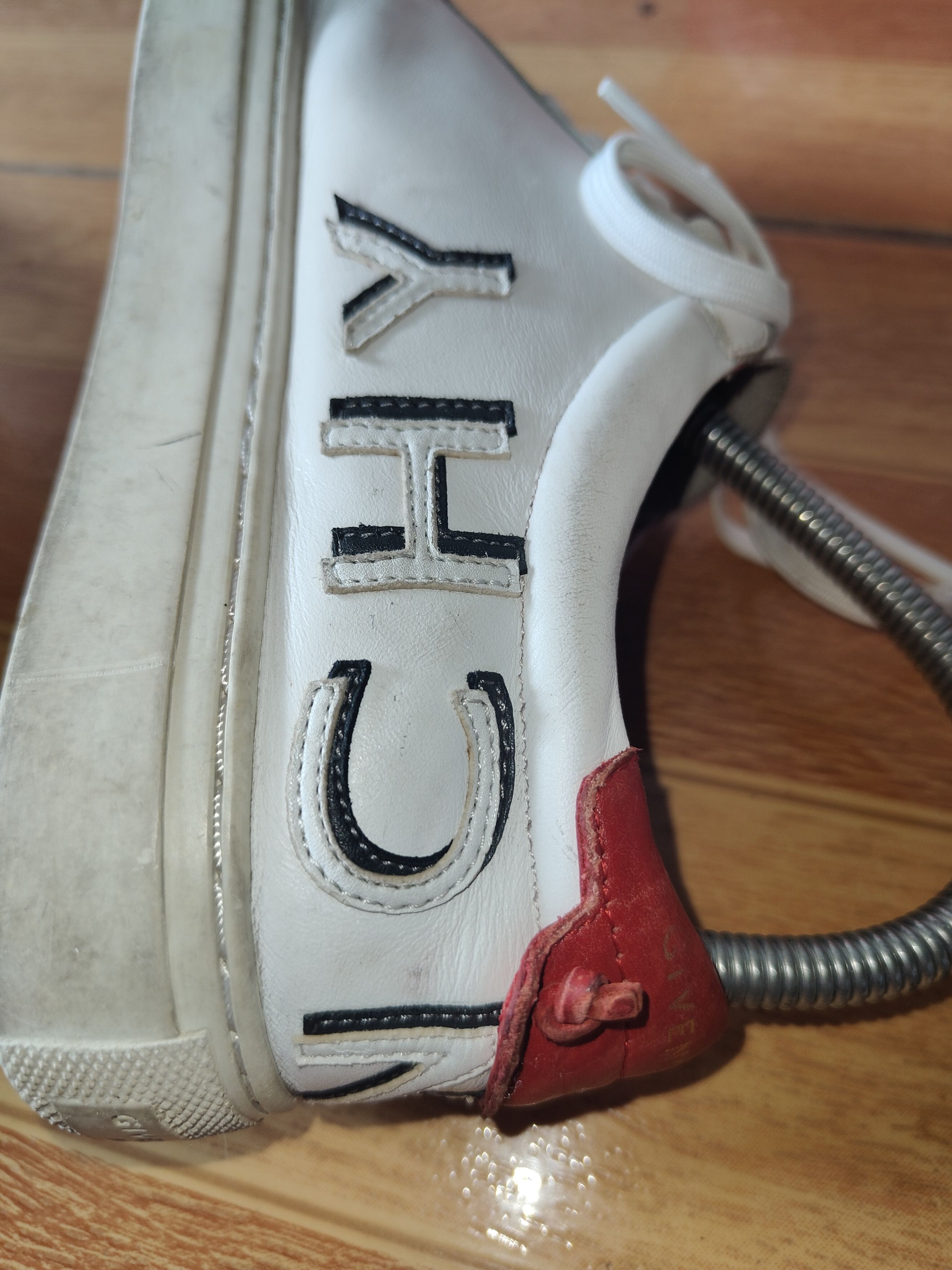 Givenchy Givenchy reverse name low top sneakers Size US 6 / IT 36 - 6 Thumbnail