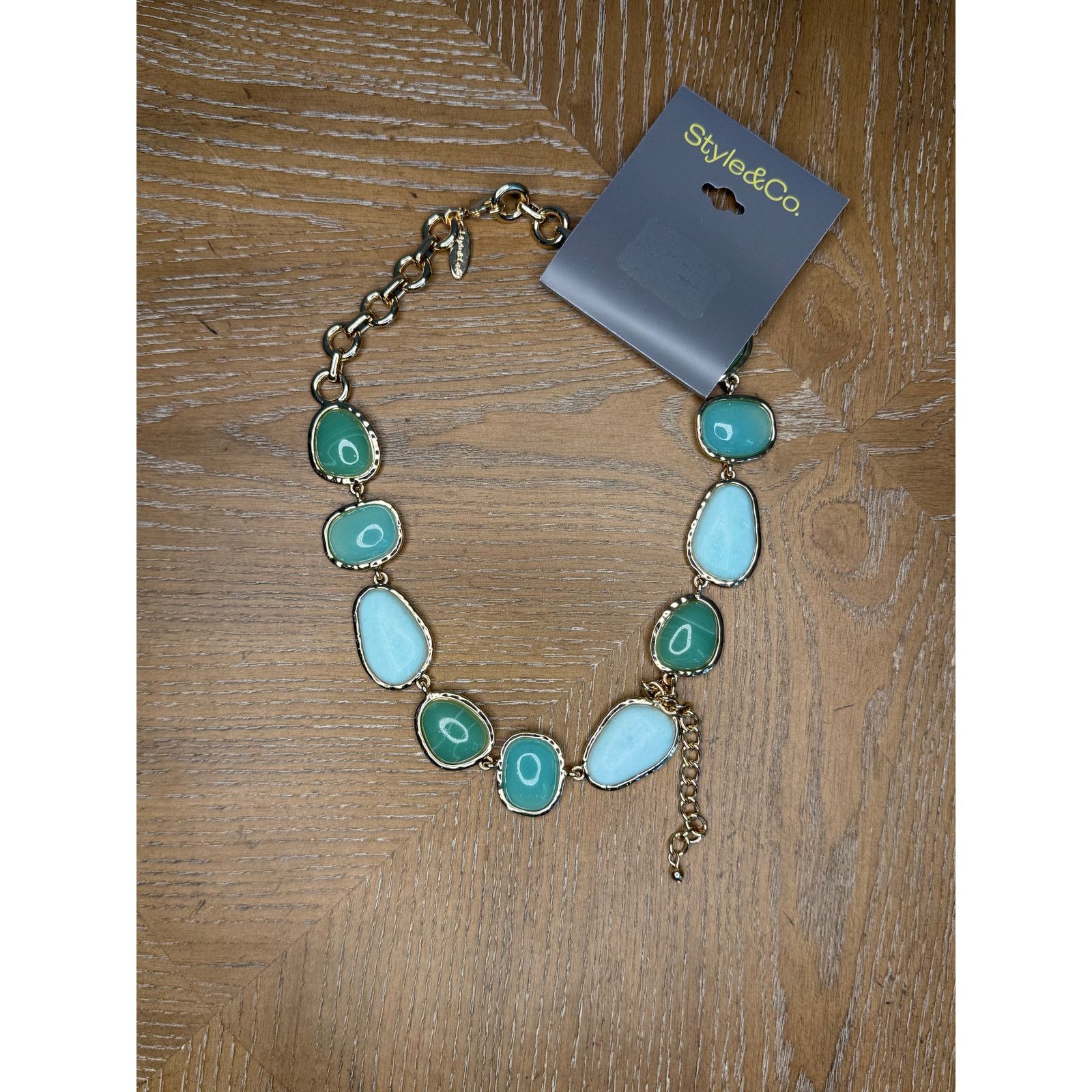 Style & Co Style & Co Green Blue Stone Statement Necklace Gold Tone NEW Size ONE SIZE - 2 Thumbnail