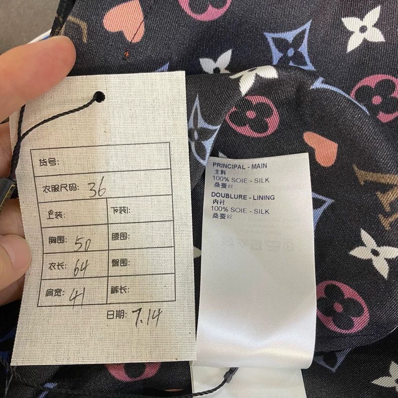 Louis Vuitton Louis Vuitton Black Playing Card Full Print Shirt Size XS / US 0-2 / IT 36-38 - 7 Thumbnail