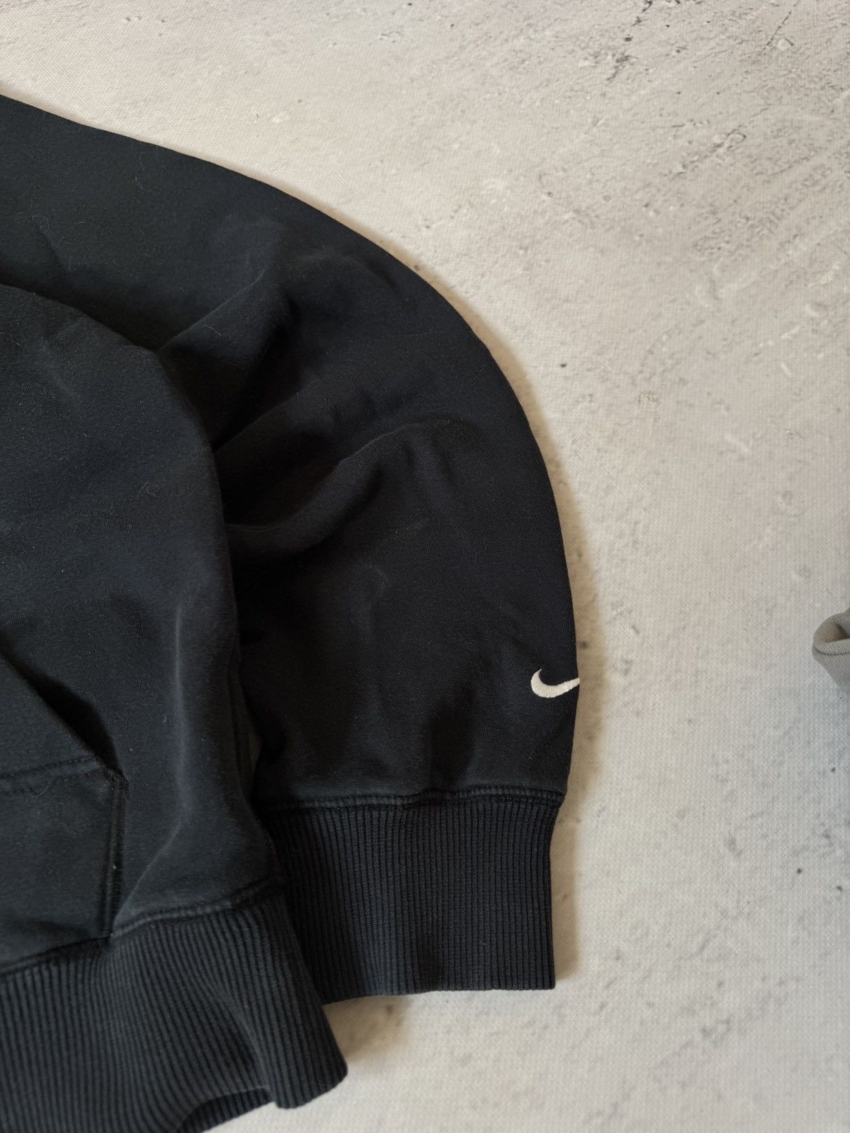 Nike × Vintage NIKE VINTAGE 00s y2k OVERSIZE BAGGY HOODIE CENTER LOGO Size US S / EU 44-46 / 1 - 4 Thumbnail