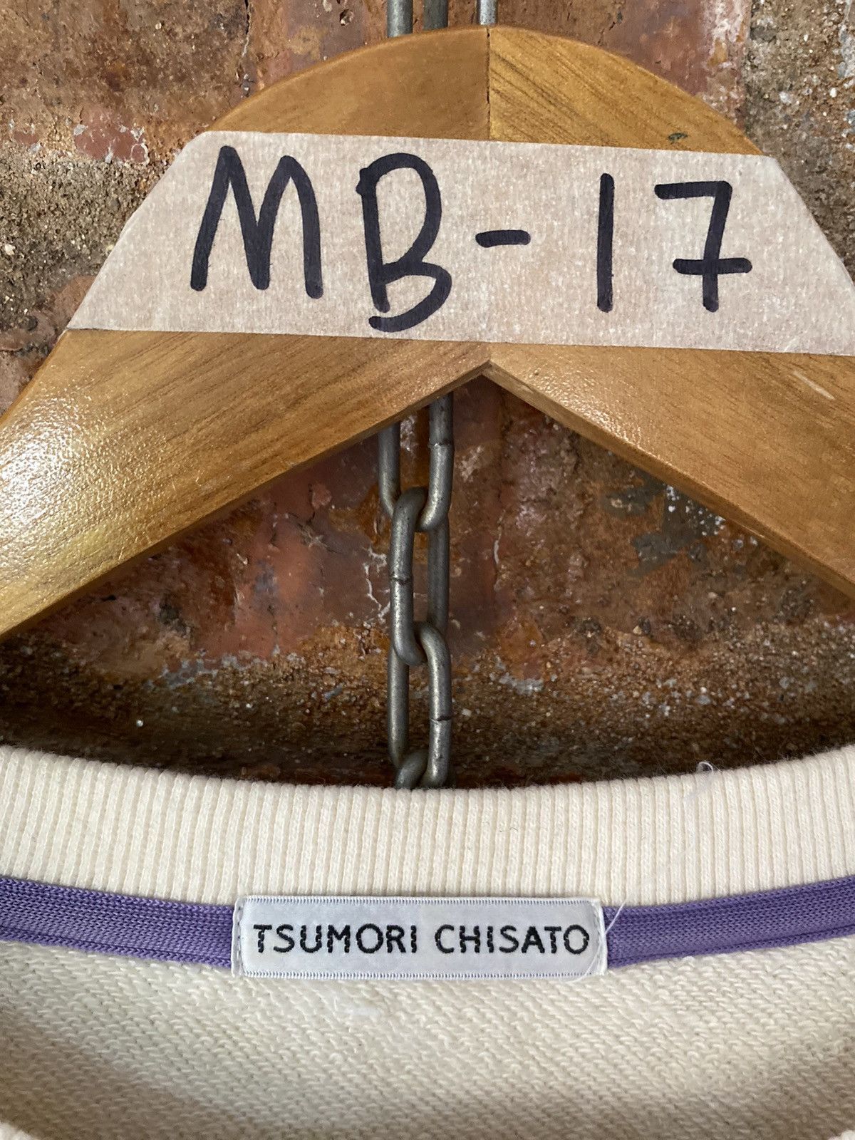 2000s Chisato squirrel art tee