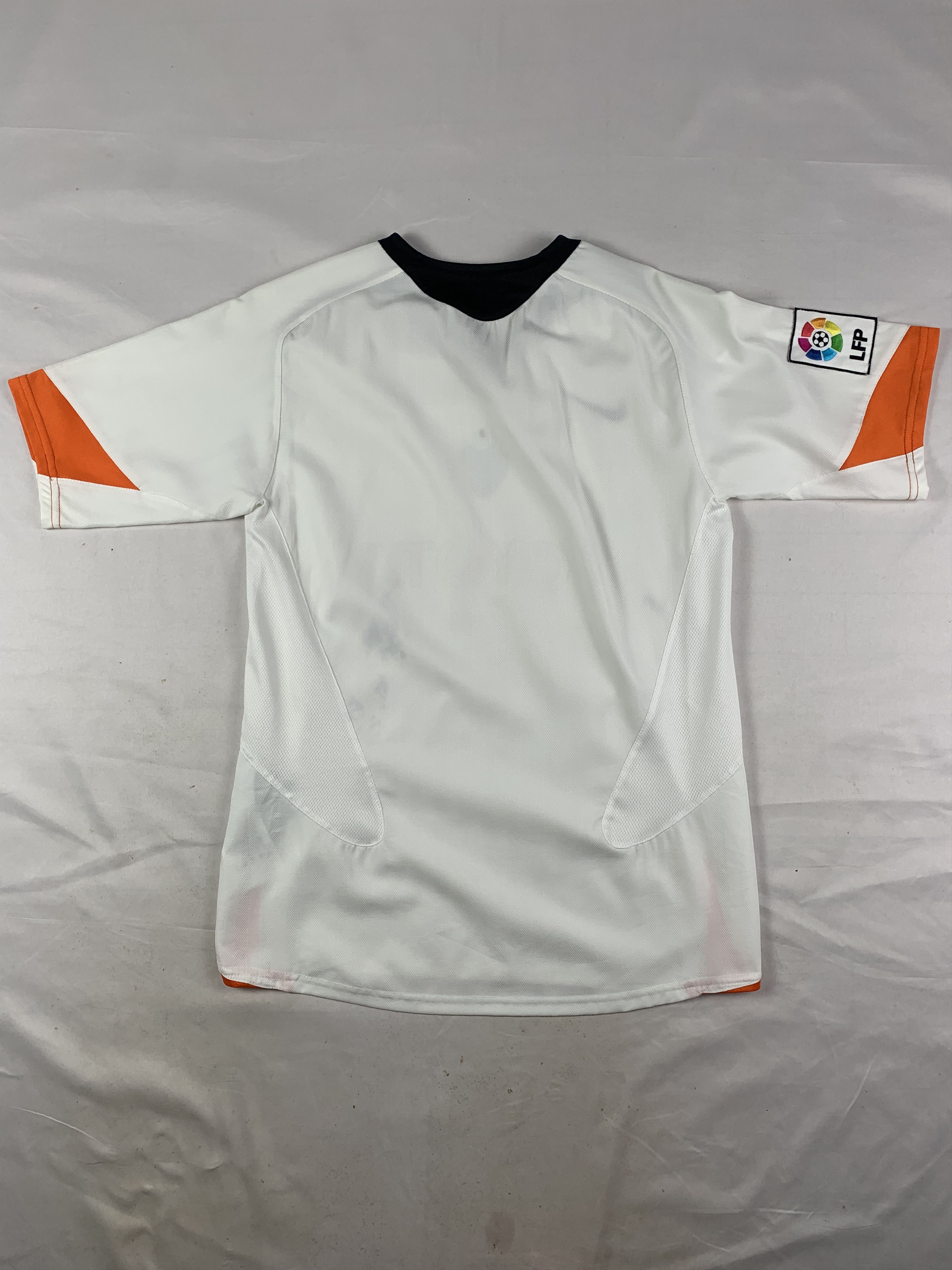 Nike 2004-2005 Valencia CF Spain Home Jersey (S) Size US S / EU 44-46 / 1 - 2 Thumbnail