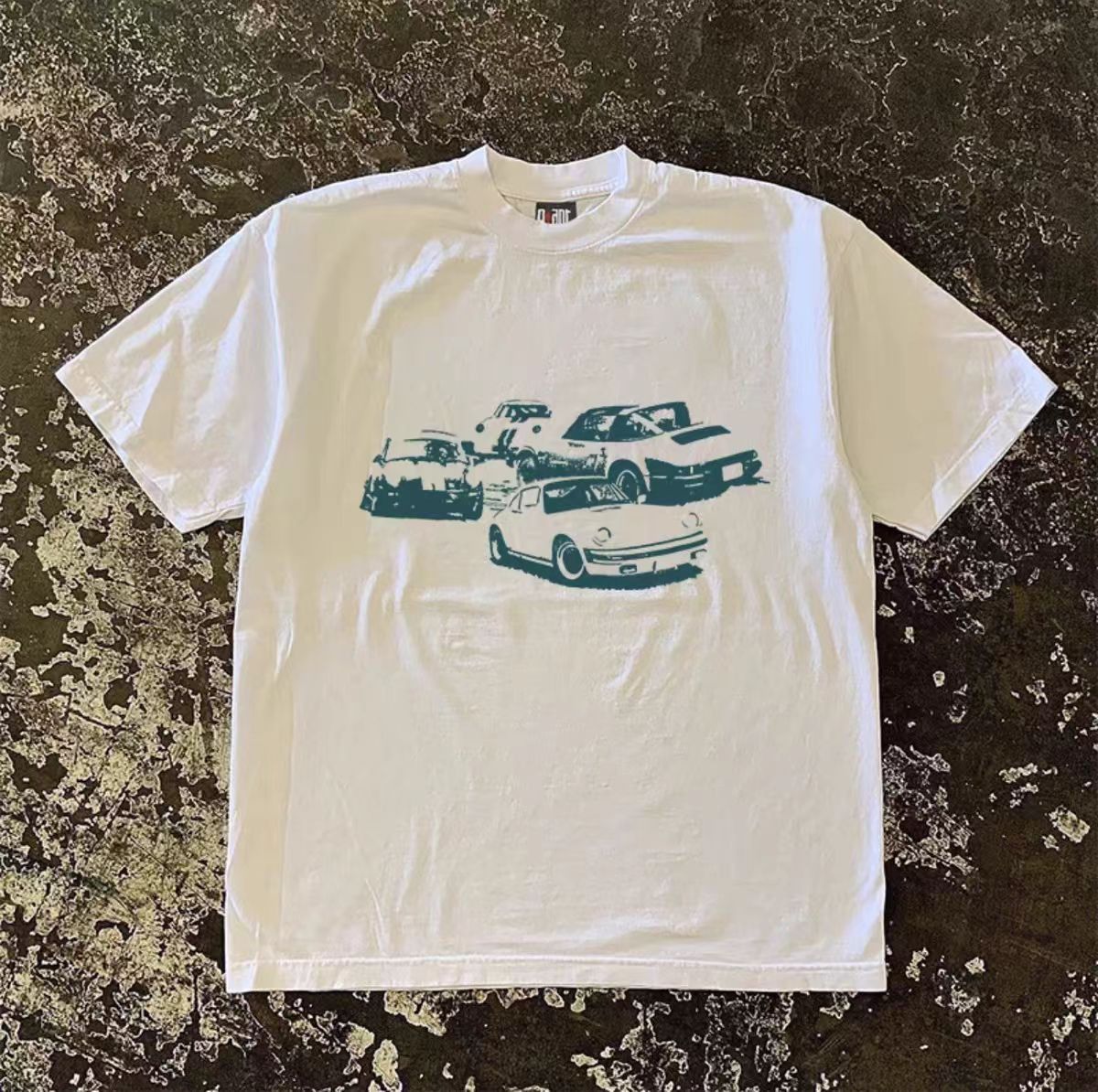 Japanese Brand × Vintage White casual retro classic car print cotton tee Size US M / EU 48-50 / 2 - 1 Thumbnail