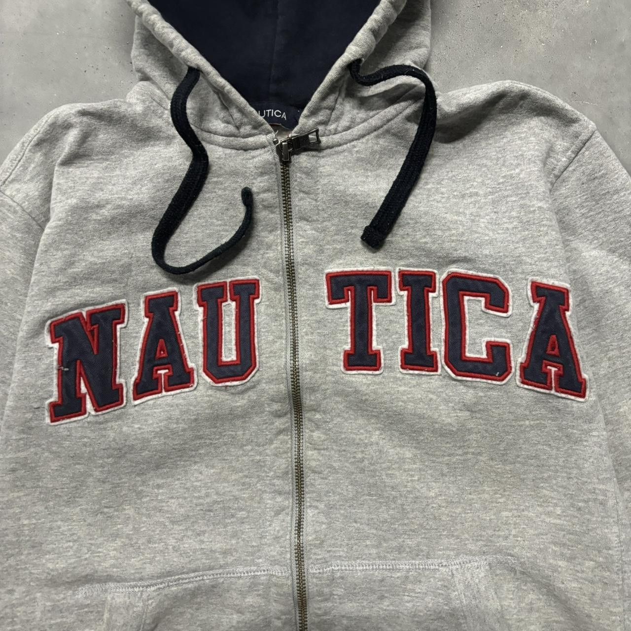 Nautica × Vintage Crazy Vintage Y2K/2000s Grey Nautica Spellout Skater Essential Zip Up Hoodie! Size US S / EU 44-46 / 1 - 5 Thumbnail