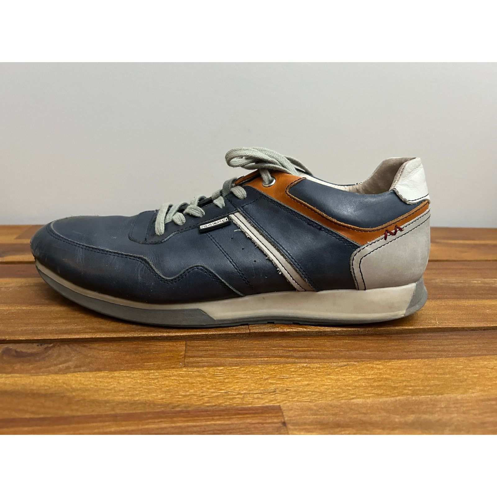 Other Pikolinos Navy Tan Leather Comfort Sneakers Men’s 9 Size US 9 / EU 42 - 4 Thumbnail