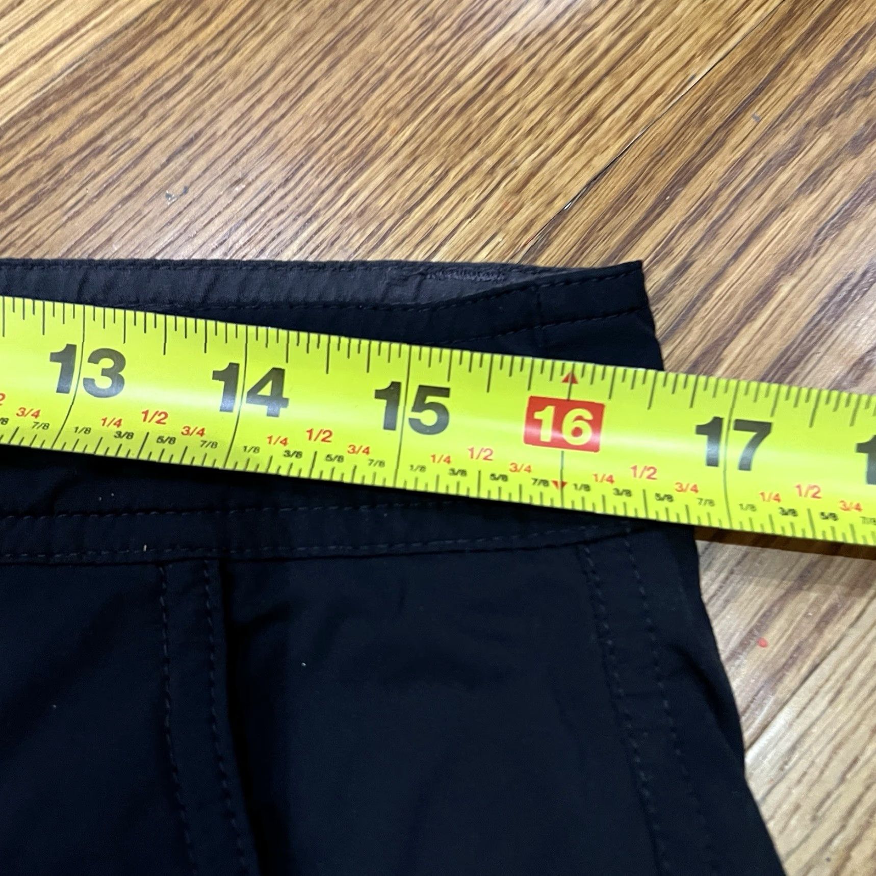 Lululemon Lululemon Athletica Men’s Kahuna Black Performance Loose Shorts LM7219S 32 Inseam 11 5-Pocket Chino Logo Size US 32 / EU 48 - 6 Thumbnail