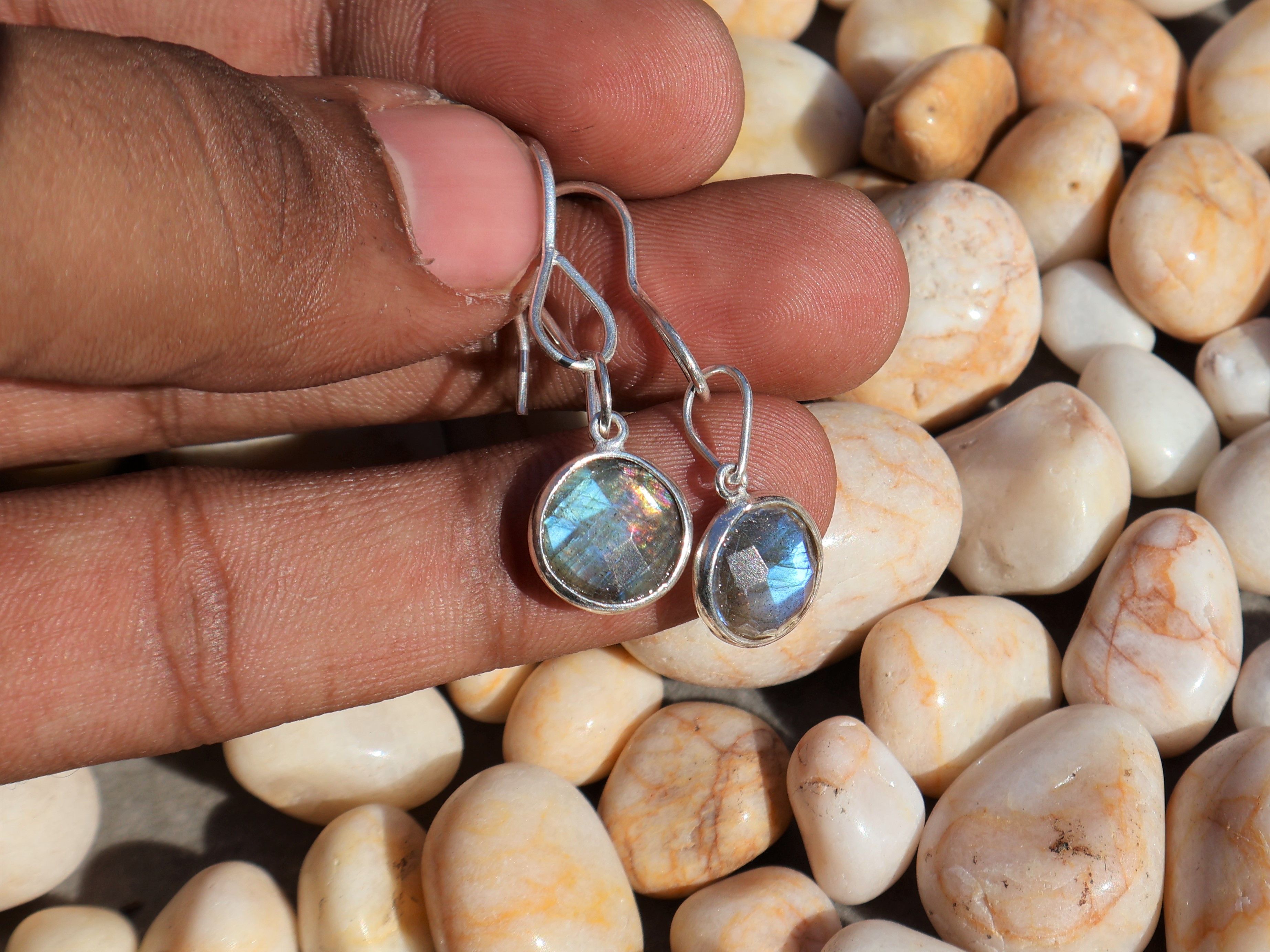 Handmade Labradorite Earring, 925 Sterling Silver Handmade Earring, Size ONE SIZE - 4 Thumbnail