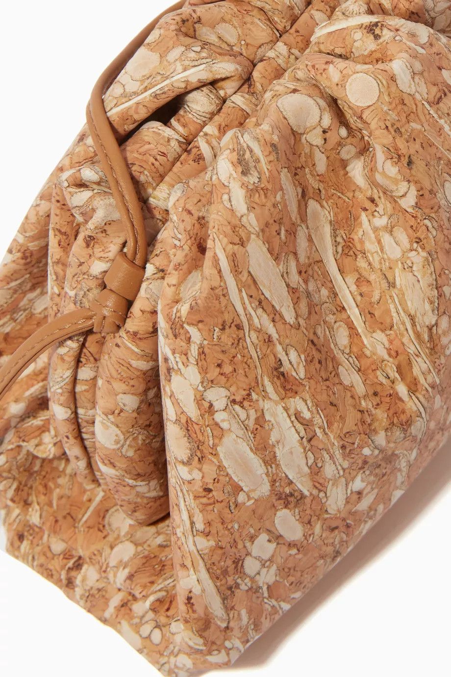 Bottega Veneta o1n1vont1124 Size: OS / Pouch in Beige Size ONE SIZE - 6 Thumbnail