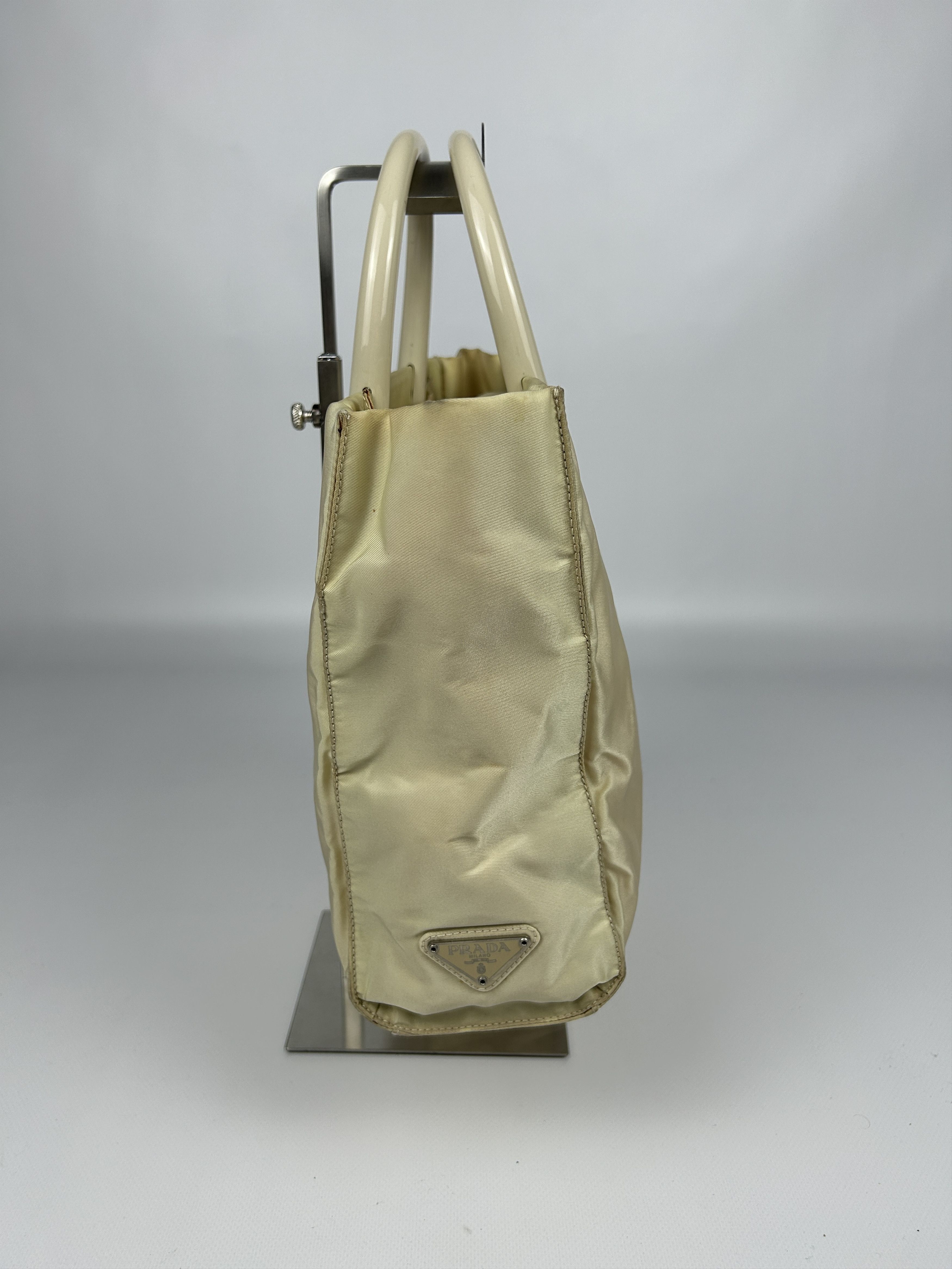Prada Vintage y2k prada nylon triangle logo plastic handle bag Size ONE SIZE - 4 Thumbnail