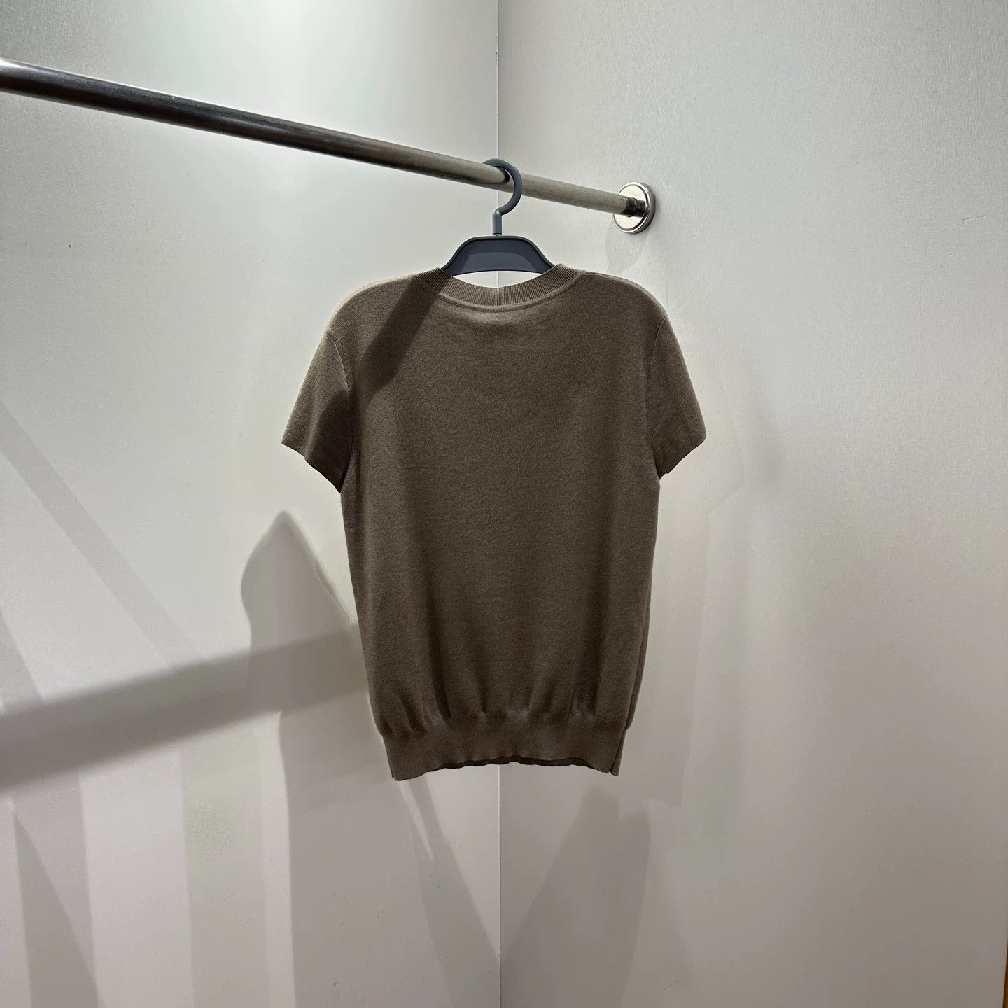 Hermes Hermès Cashmere Short-Sleeve Sweater Size 40 may850 Size M / US 6-8 / IT 42-44 - 2 Thumbnail