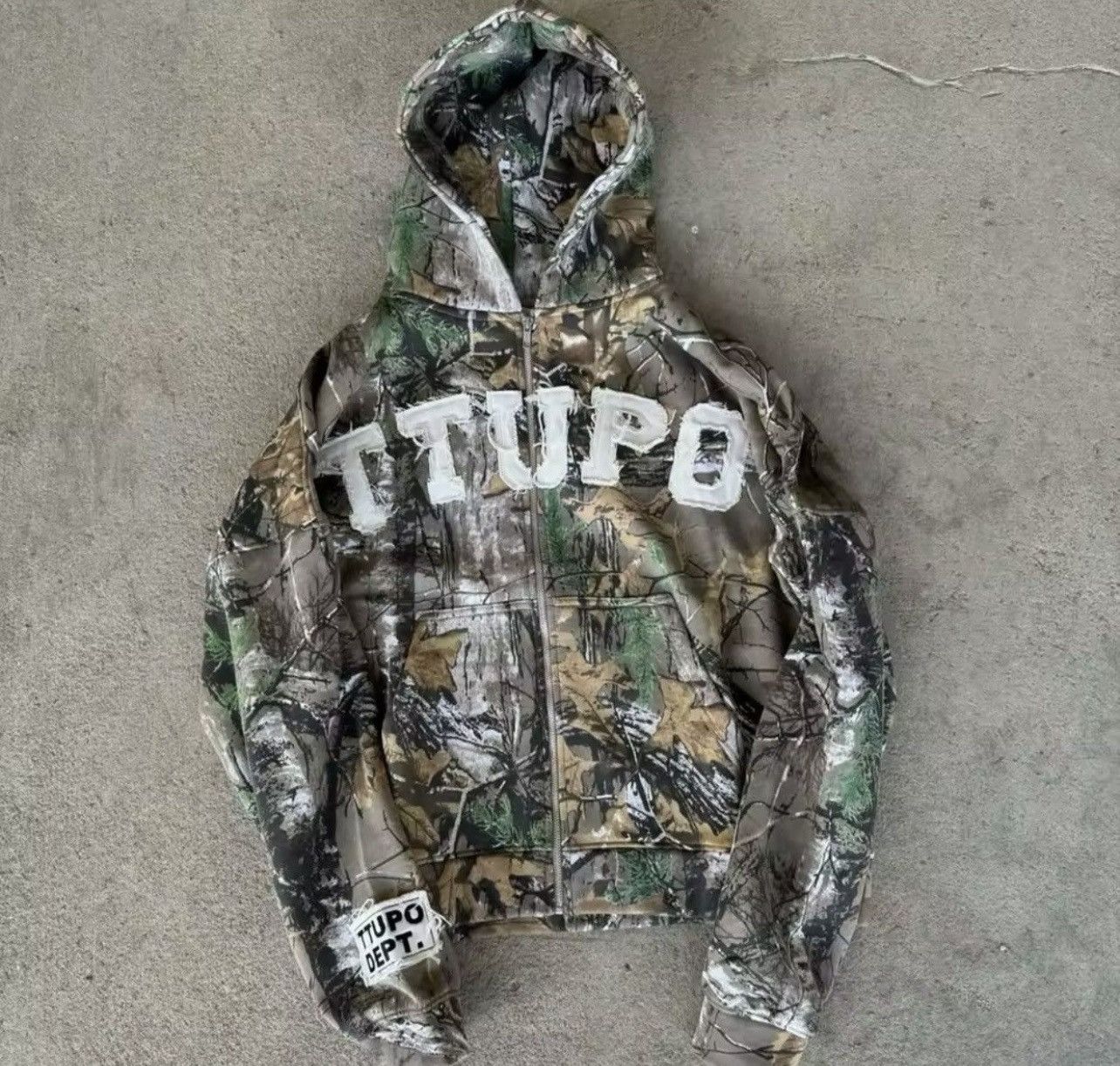 Japanese Brand Camouflage Embroidered Letter Zipper Hoodies Size US XL / EU 56 / 4 - 2 Thumbnail