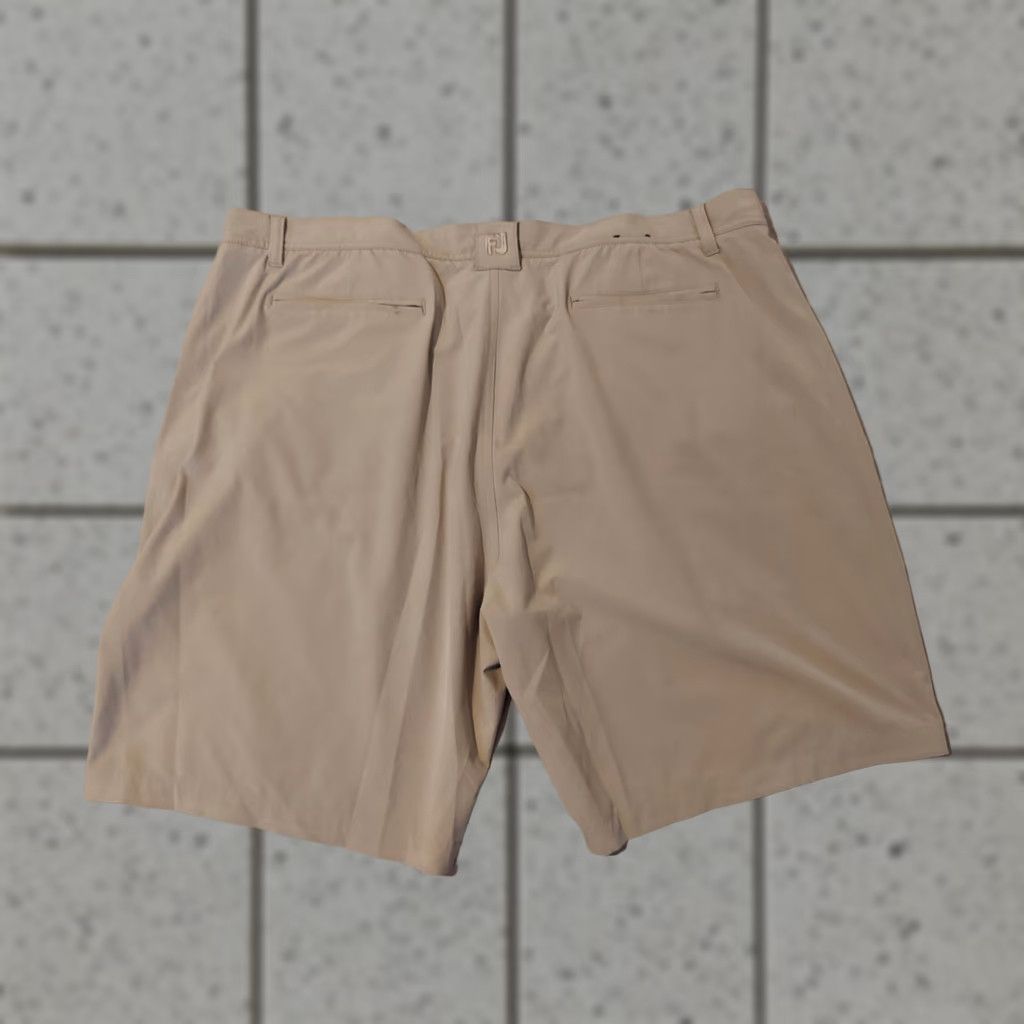 Footjoy FootJoy Mens Shorts 42 Chino Khaki Beige 8.5 Inseam Flat Front Regular 42 in Waist Summer Casual Golf Size US 42 / EU 58 - 1 Thumbnail