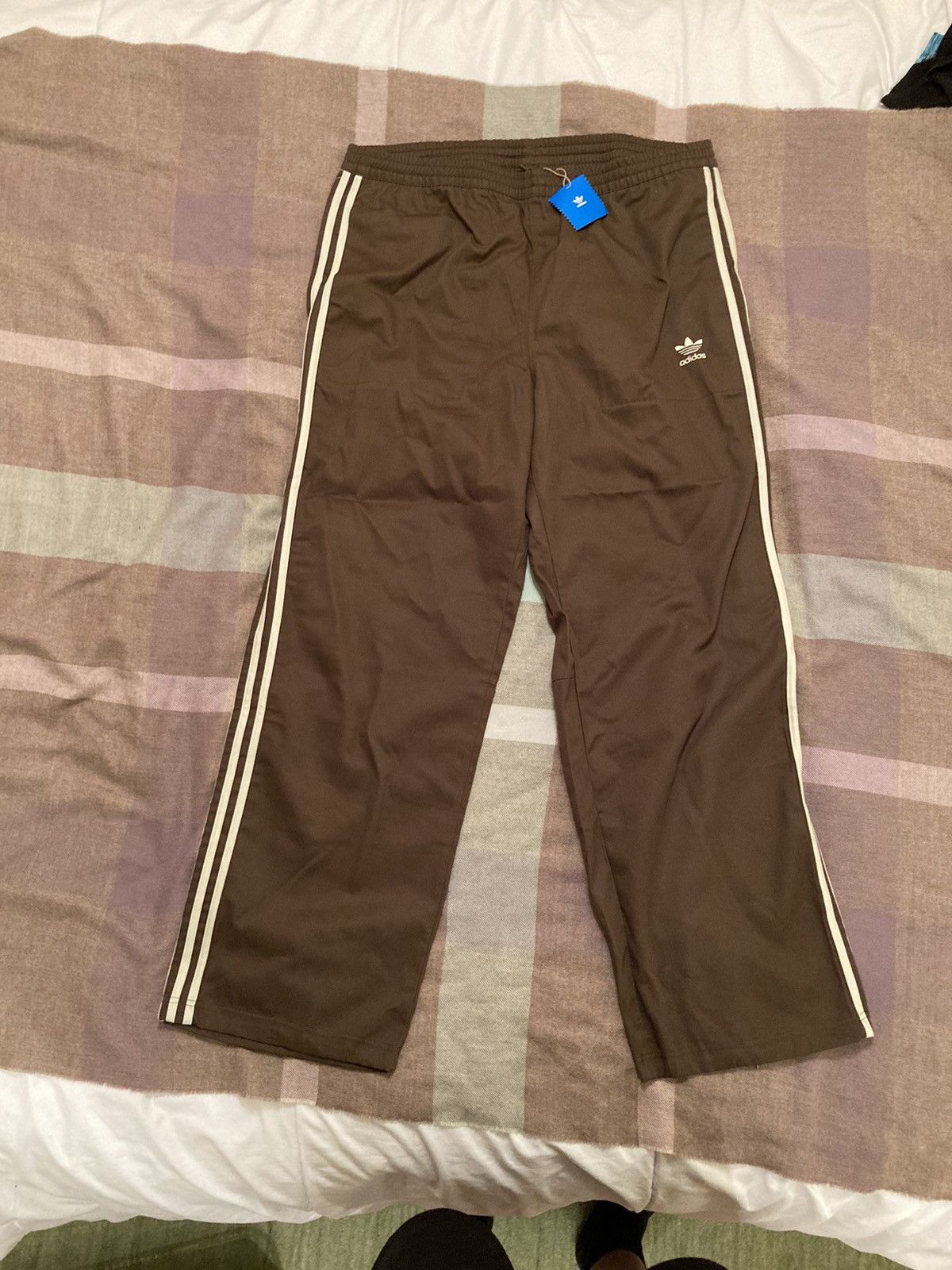 Adidas skateboarding chino vintage best sale