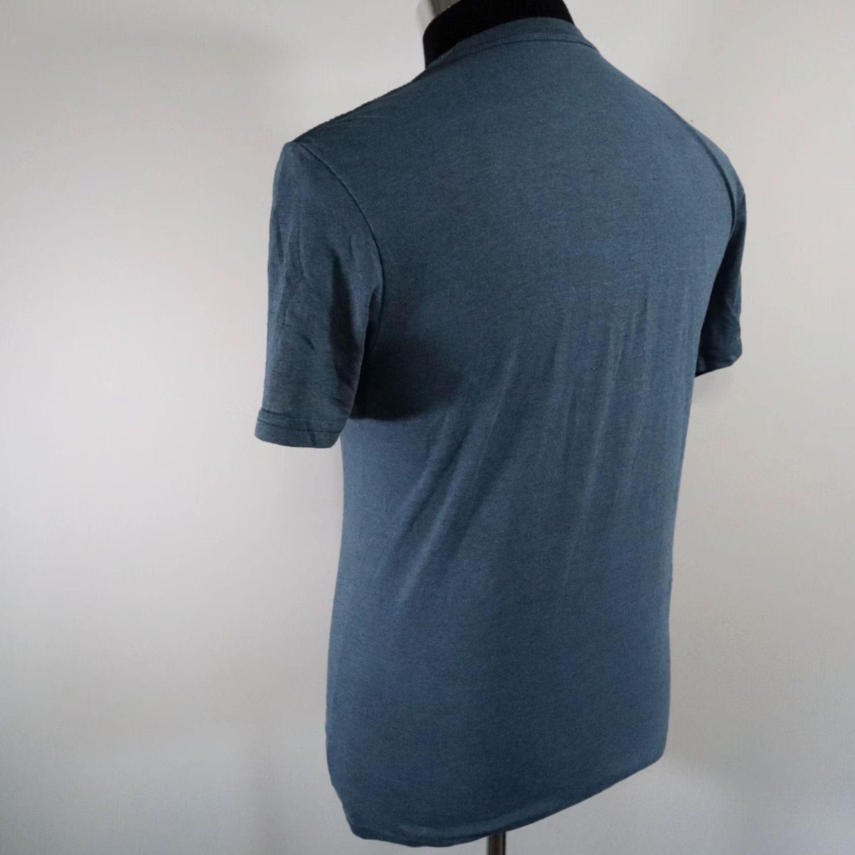 Volcom Volcom T-Shirt Mens Small Casual Crew Neck Center Logo Tee Blue Short Sleeve Size US S / EU 44-46 / 1 - 6 Thumbnail