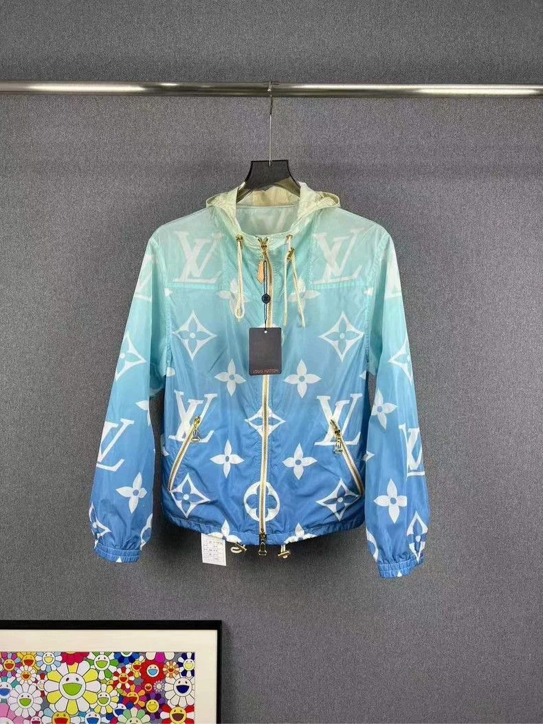 Louis Vuitton Louis Vuitton size 34 Gradient presbyopia full LOGO assault Size US M / EU 48-50 / 2 - 1 Thumbnail