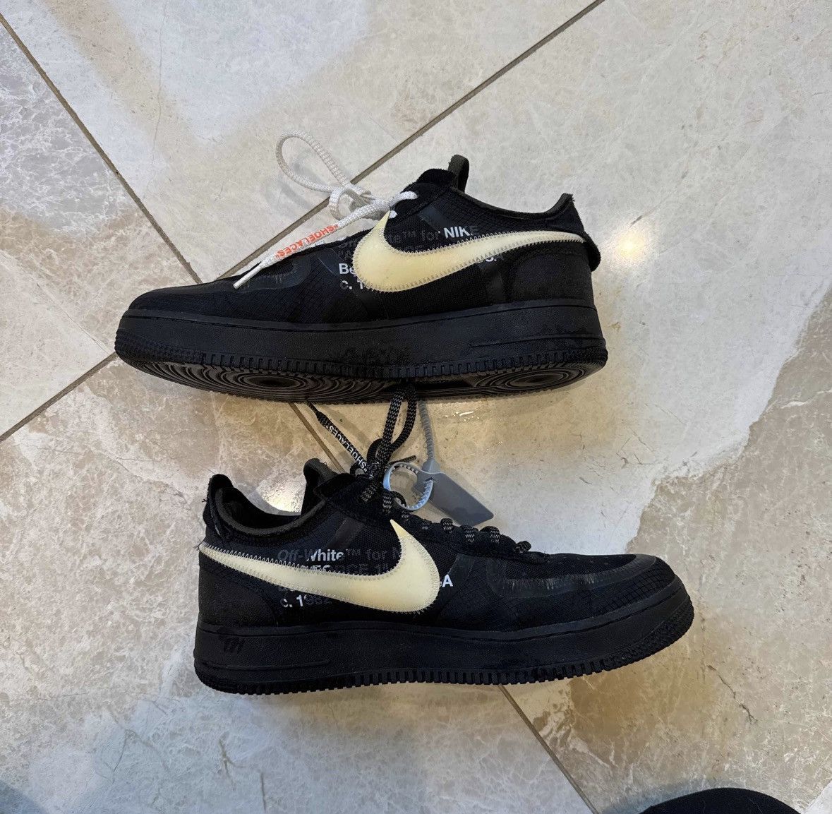 Nike × Off-White Off White x Nike Air Force 1 Low 'Black' Size US 12 / EU 45 - 2 Thumbnail