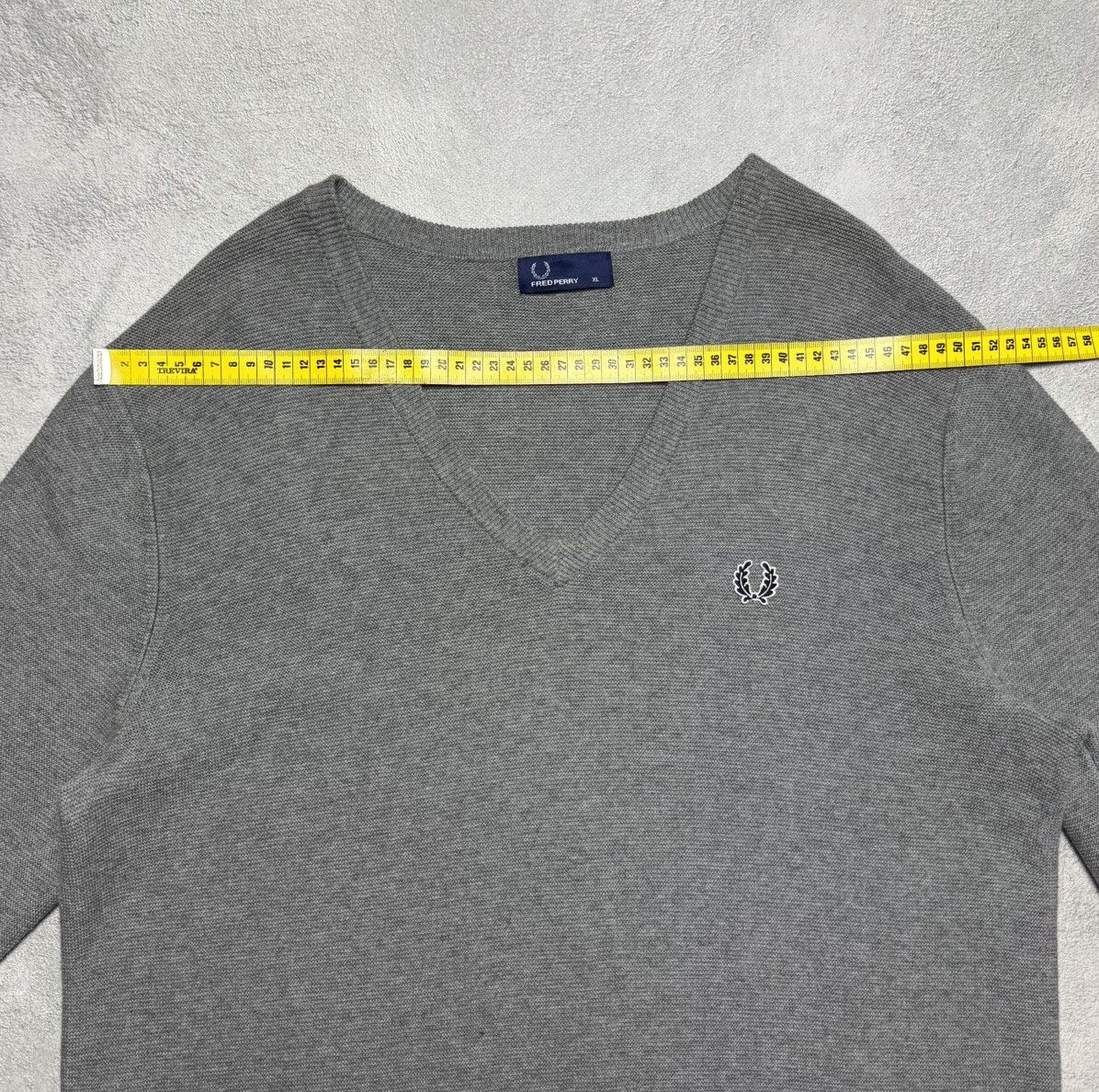 Fred Perry Fred Perry Cotton Knit V-neck Sweater Small Logo Size US XL / EU 56 / 4 - 13 Thumbnail