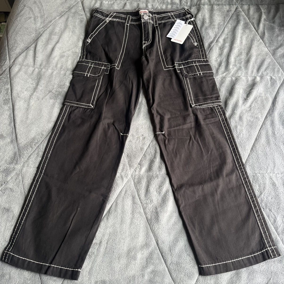 True Religion True Religion x Urban Outfitters Exclusive Black Cargo Jeans Size 29" - 1 Thumbnail