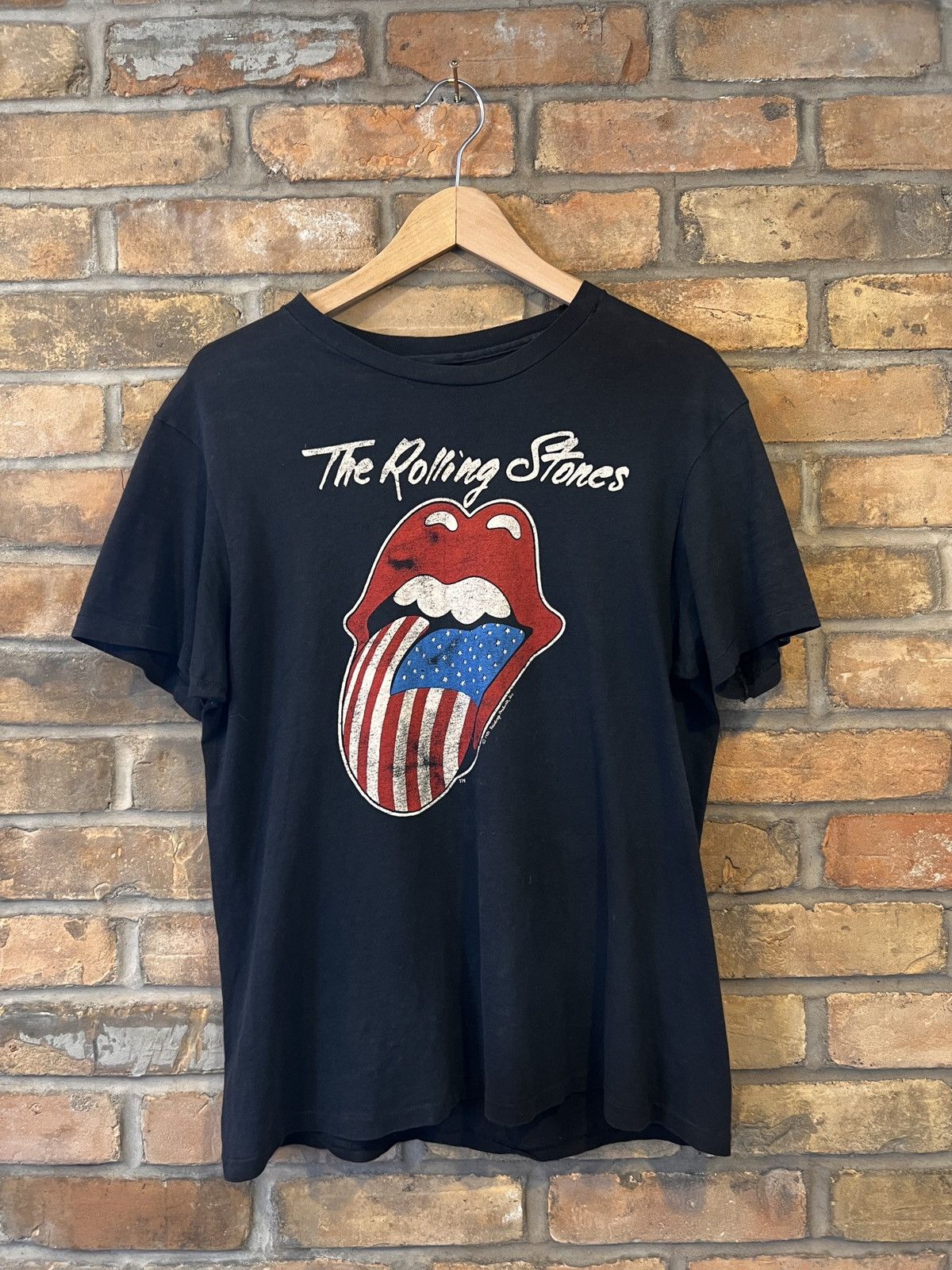 Band Tees 89’ Rolling Stones Tongue Logo Tour T Shirt Size US L / EU 52-54 / 3 - 1 Thumbnail