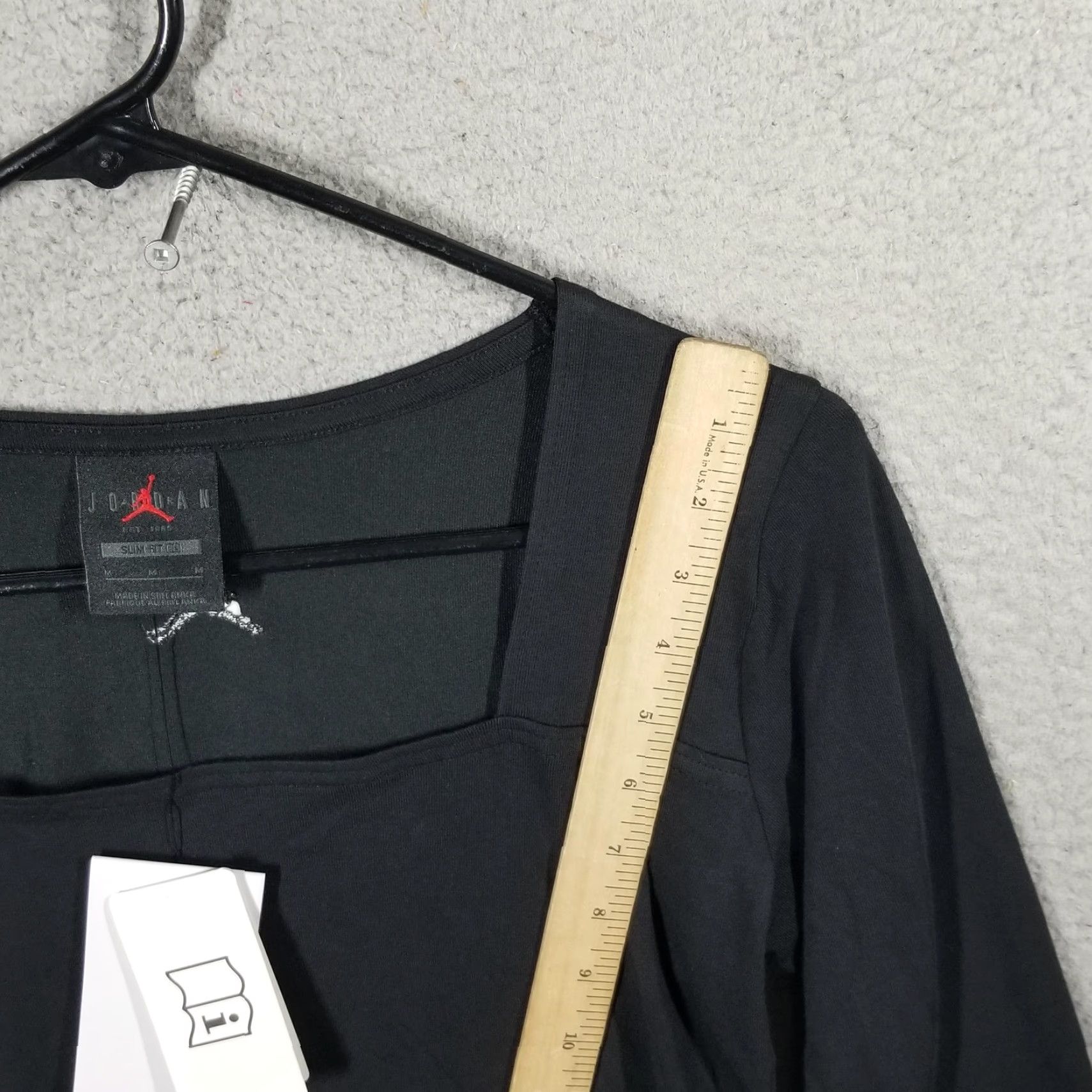 Jordan Brand Jordan Shirt Womens Medium Black Long Sleeve Slim Fit Active FB5200-010 Logo Size M / US 6-8 / IT 42-44 - 4 Thumbnail