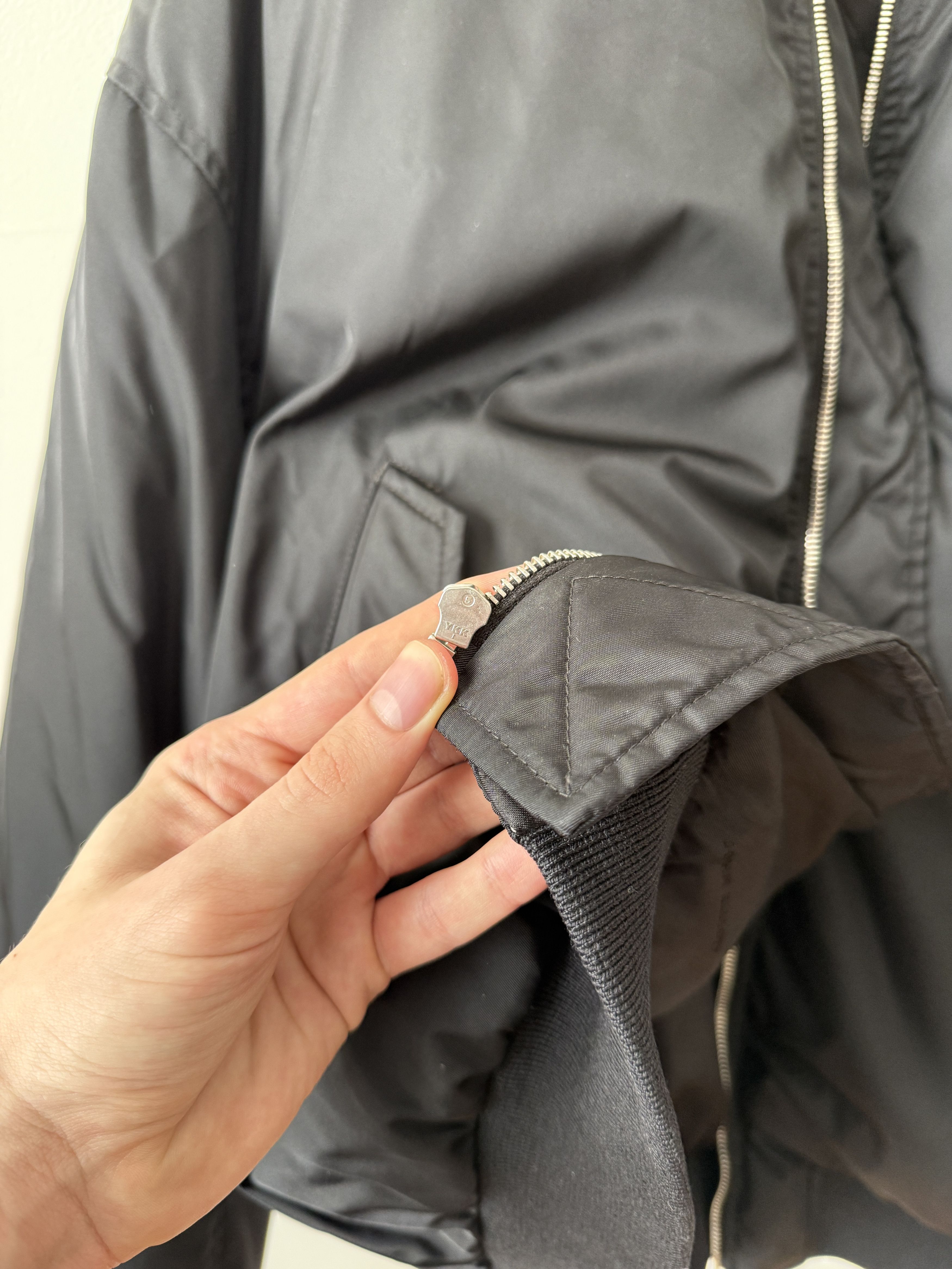 John Elliott Andes Down Bomber Size US XXL / EU 58 / 5 - 10 Thumbnail