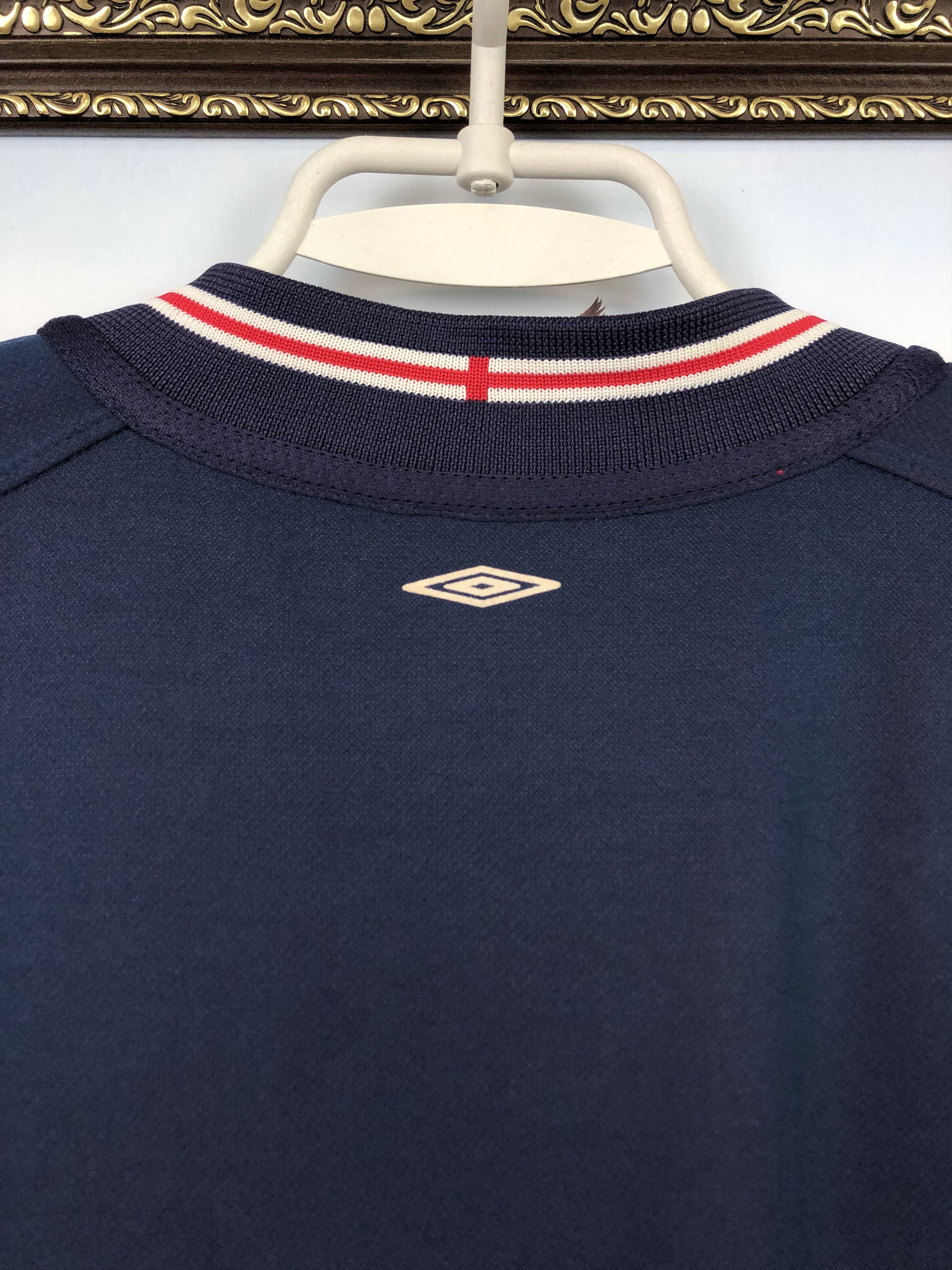 Umbro × Vintage England football shirt 2002 Reversible Long Sleeve Jersey Size US L / EU 52-54 / 3 - 23 Thumbnail