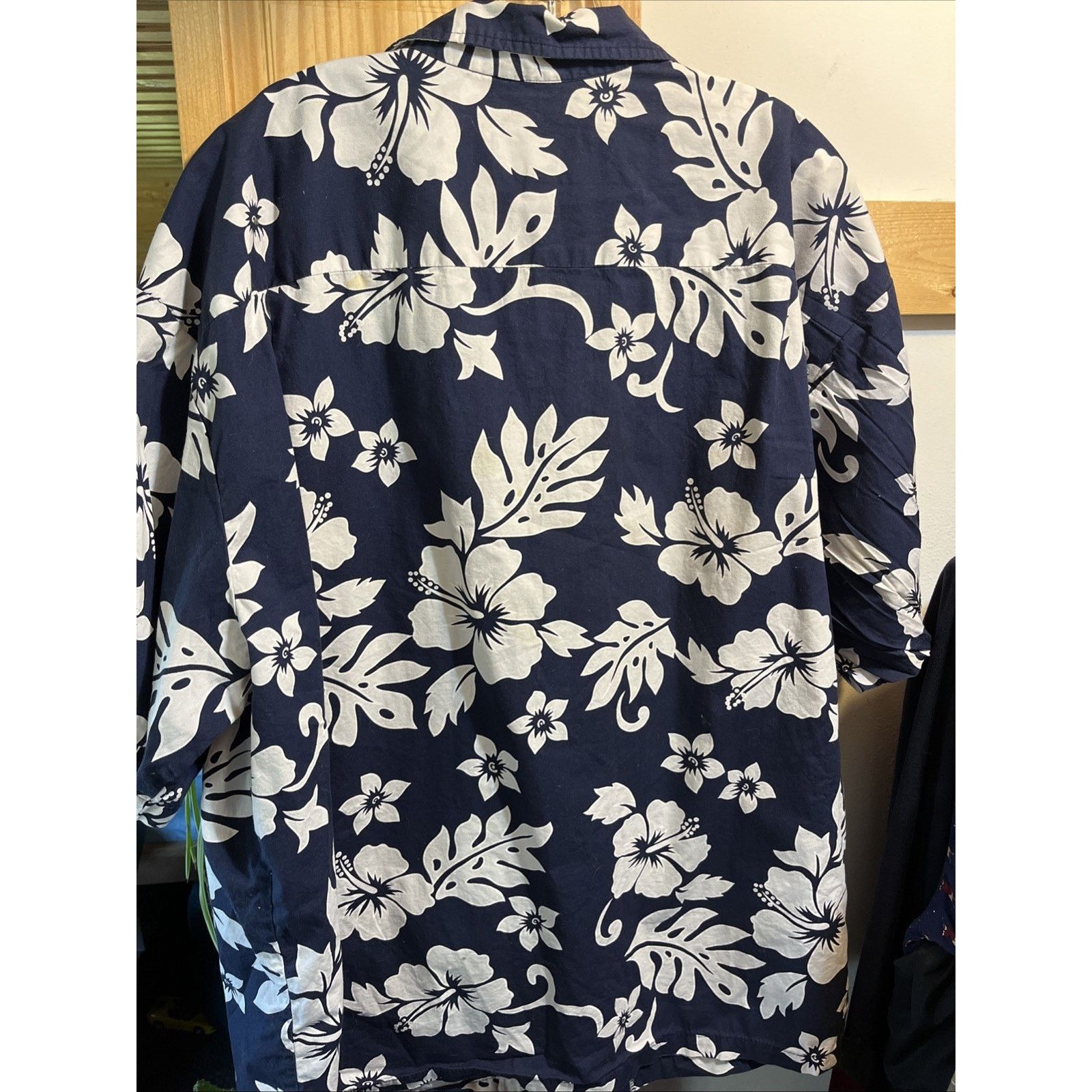 Other AlohaWears VTG Shirt Men 3XL Navy White Floral Hawaiian USA Size US XXL / EU 58 / 5 - 7 Thumbnail