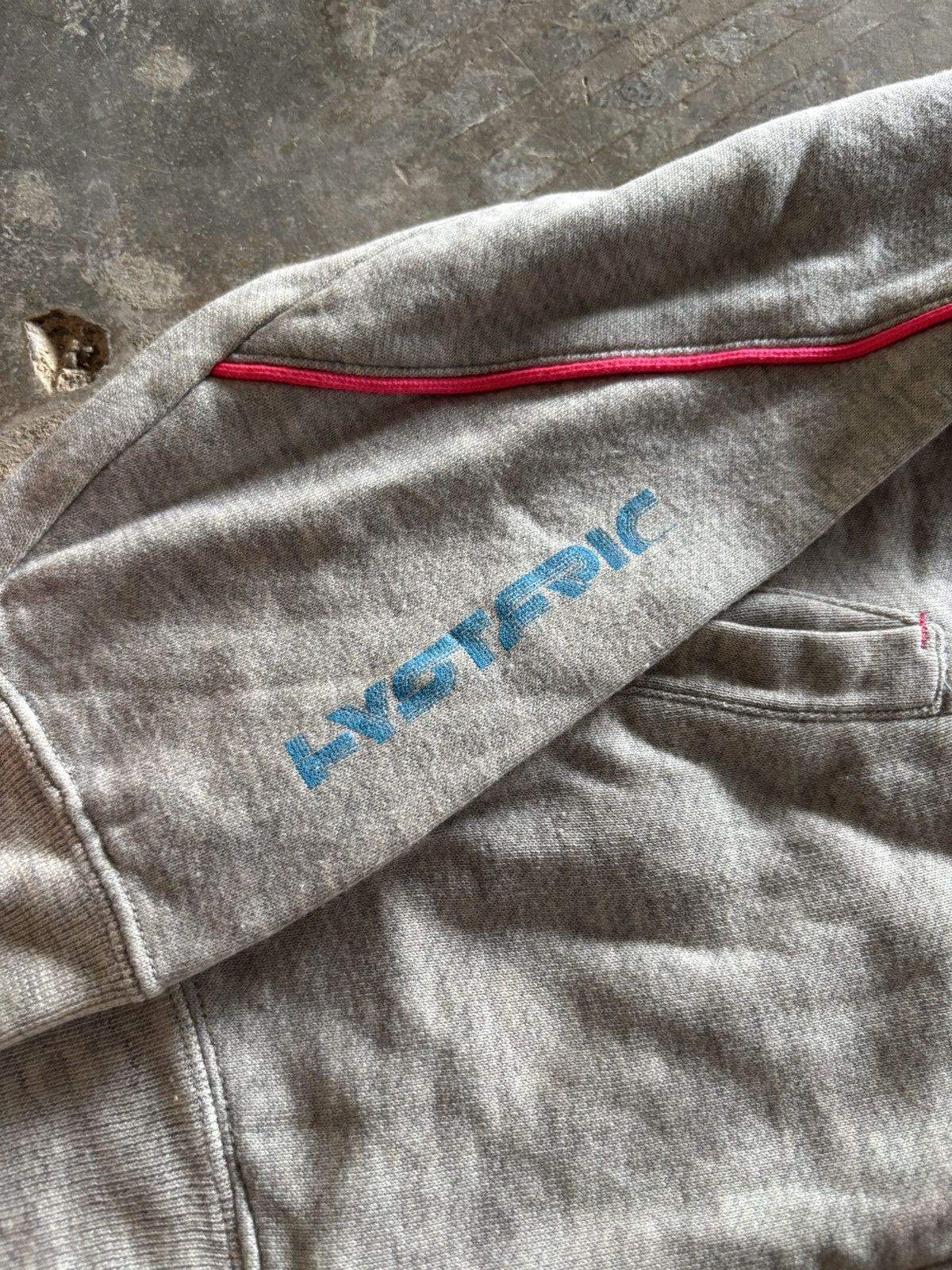 Hysteric Glamour rare hysteric glamour sweat tracktop multicolor lining Size US S / EU 44-46 / 1 - 10 Thumbnail