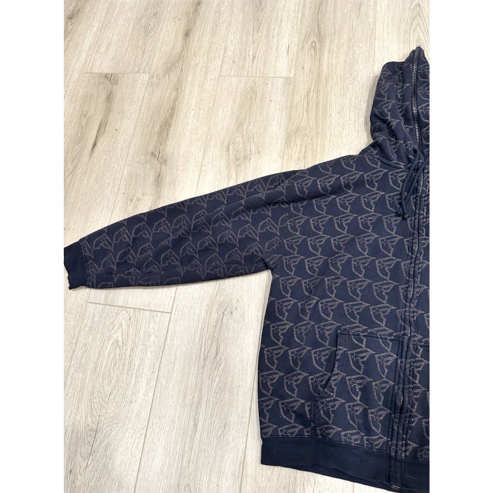 Vintage Famous Stars & Straps Hoodie AOP Full Zip Jesse Pinkman Style Size Large Mens Black Long Sleeve Closure Zip Pockets Logo Heavyweight Hooded Size US L / EU 52-54 / 3 - 4 Thumbnail