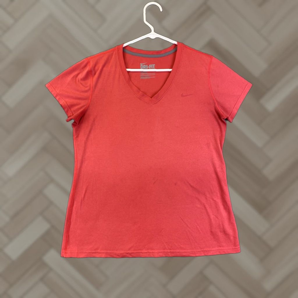 Nike Nike Women's Pink Short Sleeve T-Shirt Size L Large V Neck / 78-44 Size L / US 10 / IT 46 - 1 Thumbnail