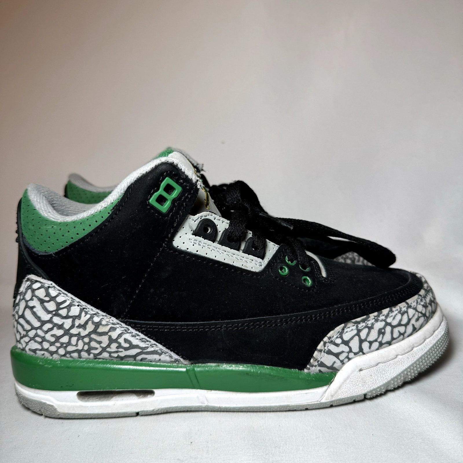 Jordan Brand × Nike Size 5 - Nike Air Jordan 3 Retro GS Pine Green Men's Shoes Size US 5 / EU 37 - 1 Thumbnail