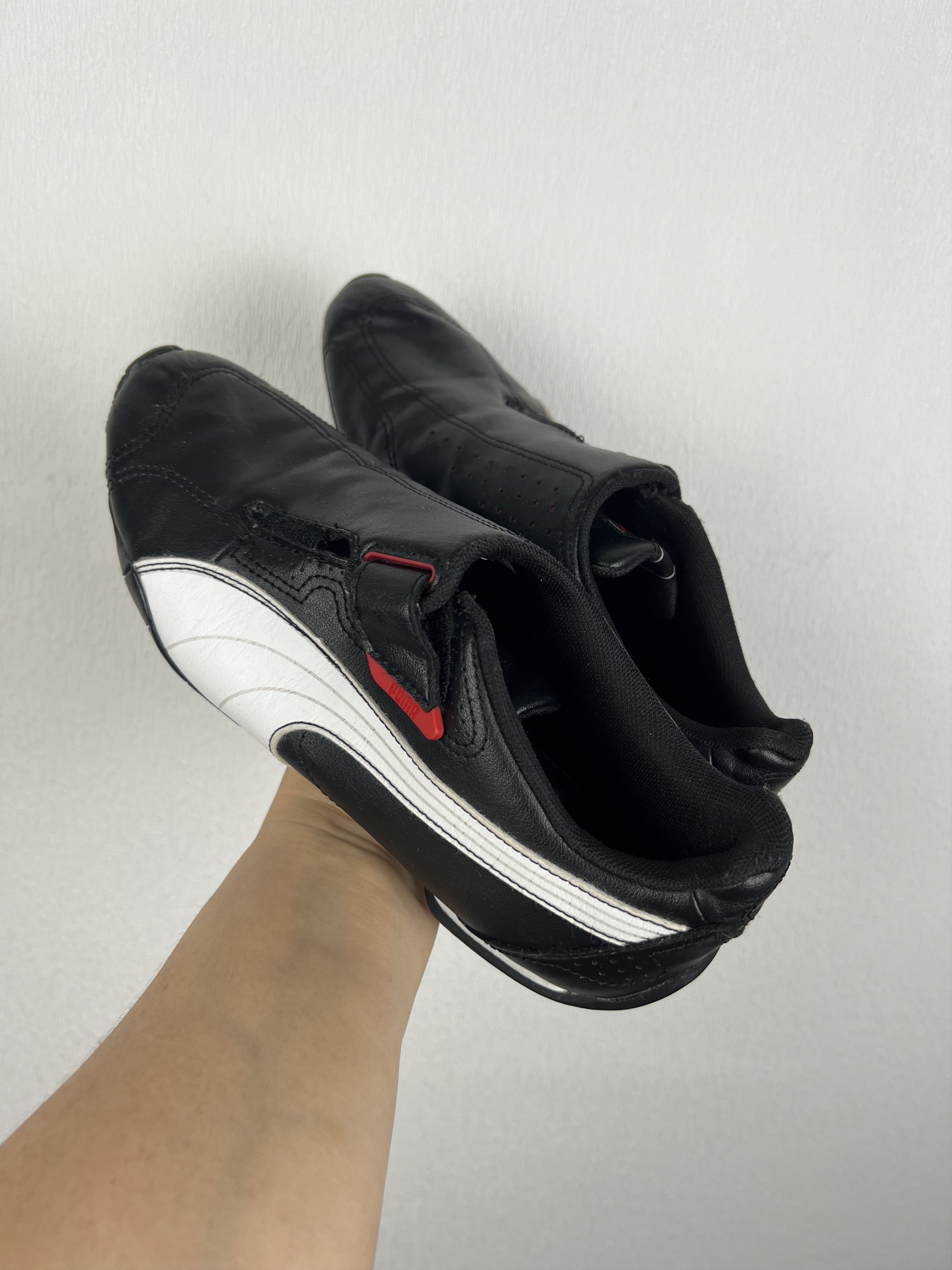 Puma Leather Black Sneakers Rare Boots Hype Y2K Mens US 7 EUR 39 Size US 7 / EU 40 - 2 Thumbnail