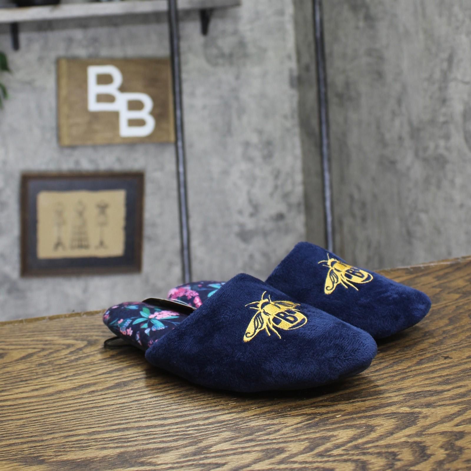 Other Nwt Bridgerton Enchanting Floral Bee Slippers Navy Blue 6m Size US 6 / IT 36 - 1 Thumbnail