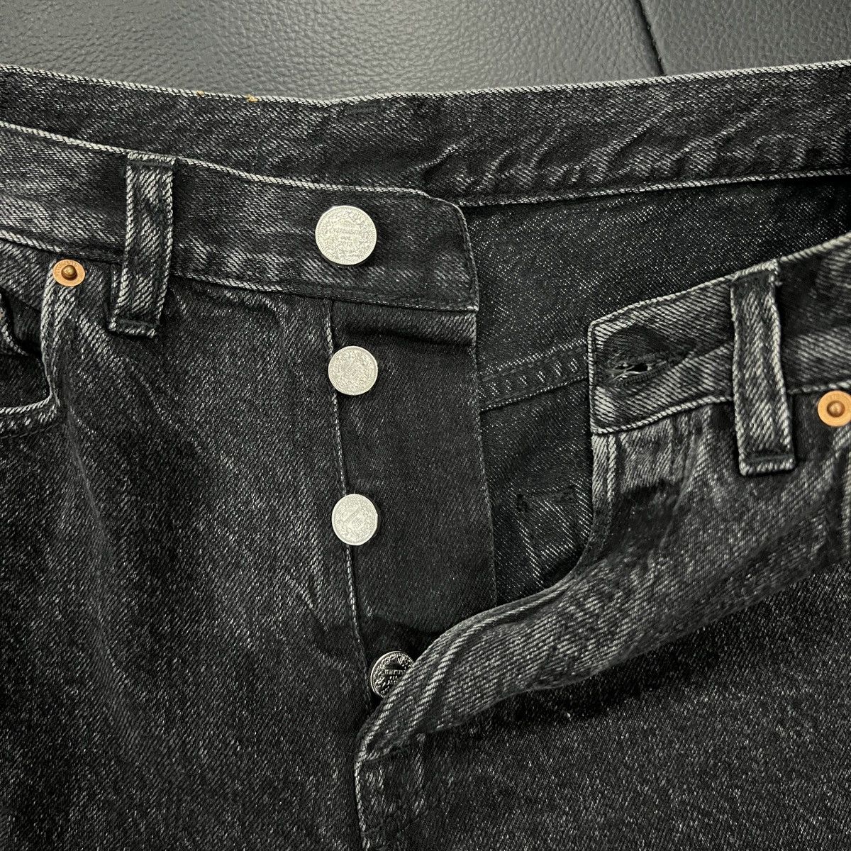 Vetements Vetements SS20 Side-Zip Washed Denim Jeans Size US 28 / EU 44 - 11 Thumbnail