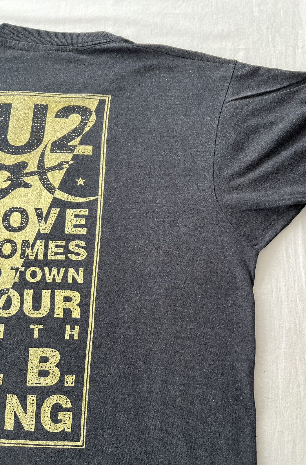 Band Tees Vintage 80s U2 Love Comes To Town Tour B.B. King T-shirt Size US L / EU 52-54 / 3 - 13 Thumbnail