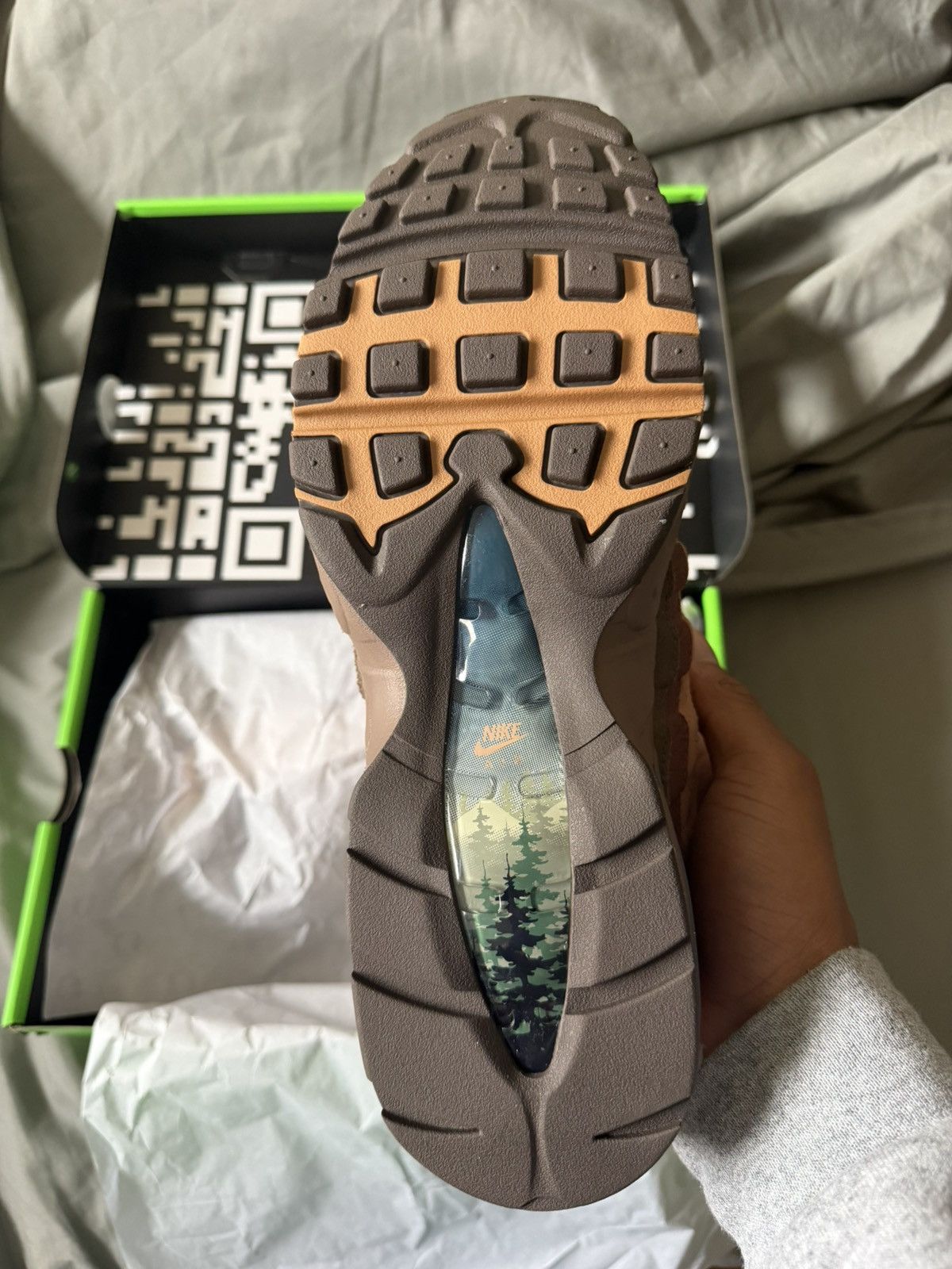 Nike Nike Air Max 95 Ducks of a Feather Oregon Ducks Lumber Yard Size US 12 / EU 45 - 6 Thumbnail