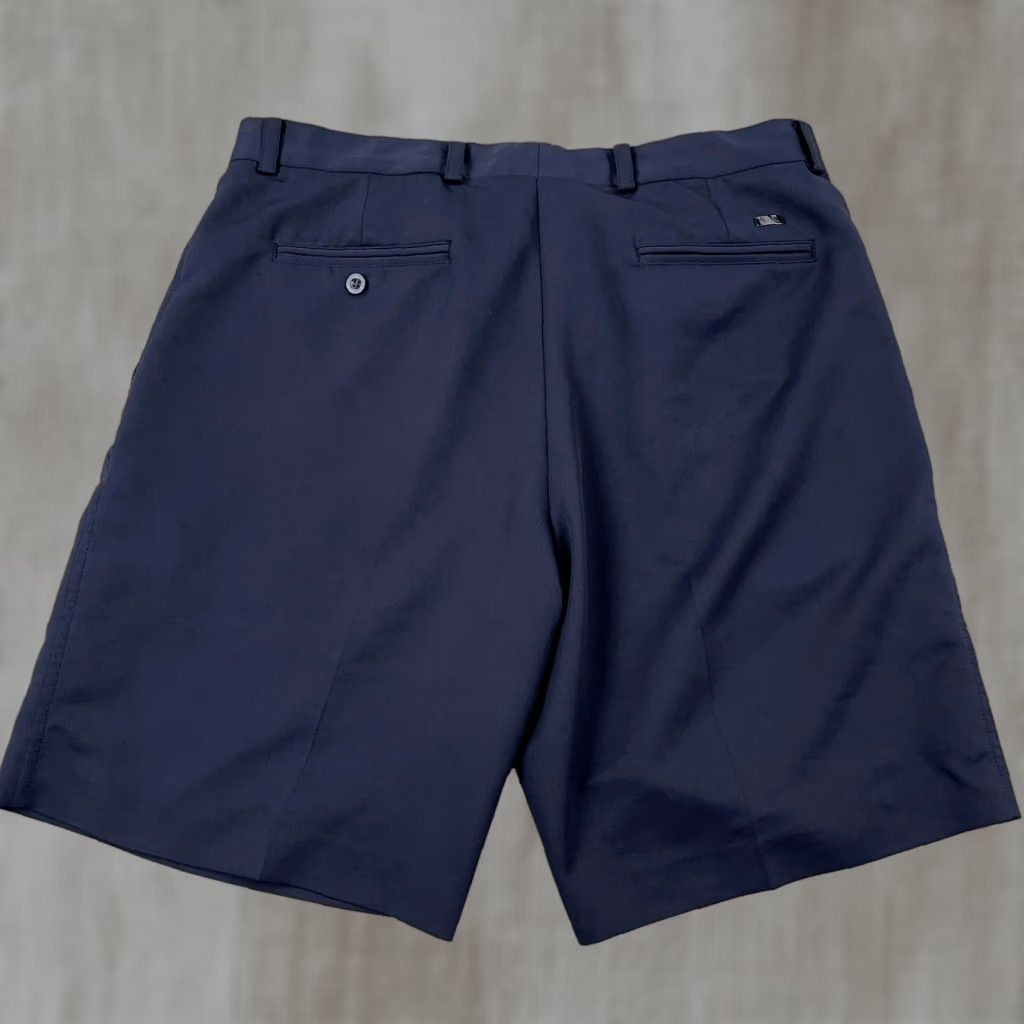 Nike Nike Tiger Woods Golf Shorts Men 36 Black Chino Dri Fit Performance Adult Size US 36 / EU 52 - 1 Thumbnail
