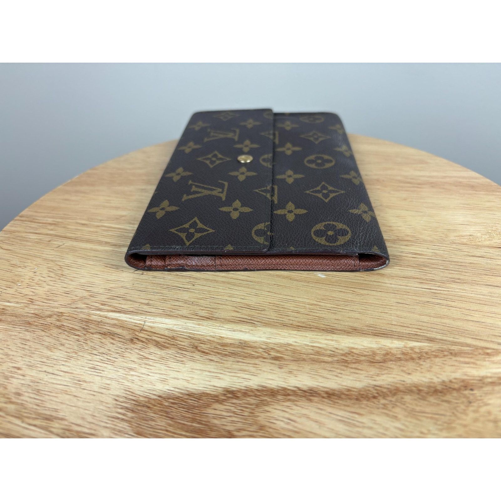 Louis Vuitton Authentic Louis Vuitton Monogram Porte Trifold Wallet Size ONE SIZE - 4 Thumbnail