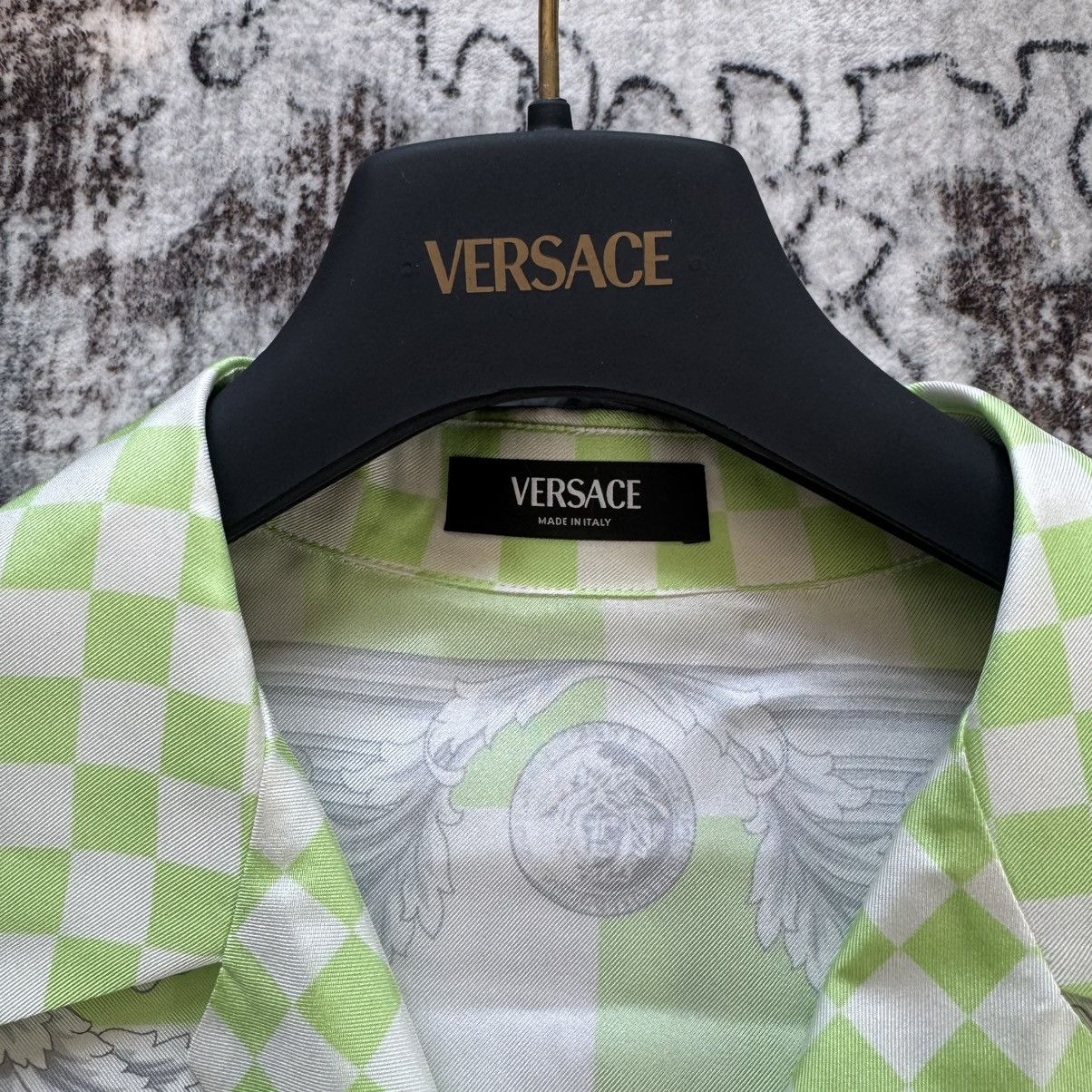 Versace Versace Informal Contrasto Medusa Print Silk Shirt Yellow Size US L / EU 52-54 / 3 - 2 Thumbnail