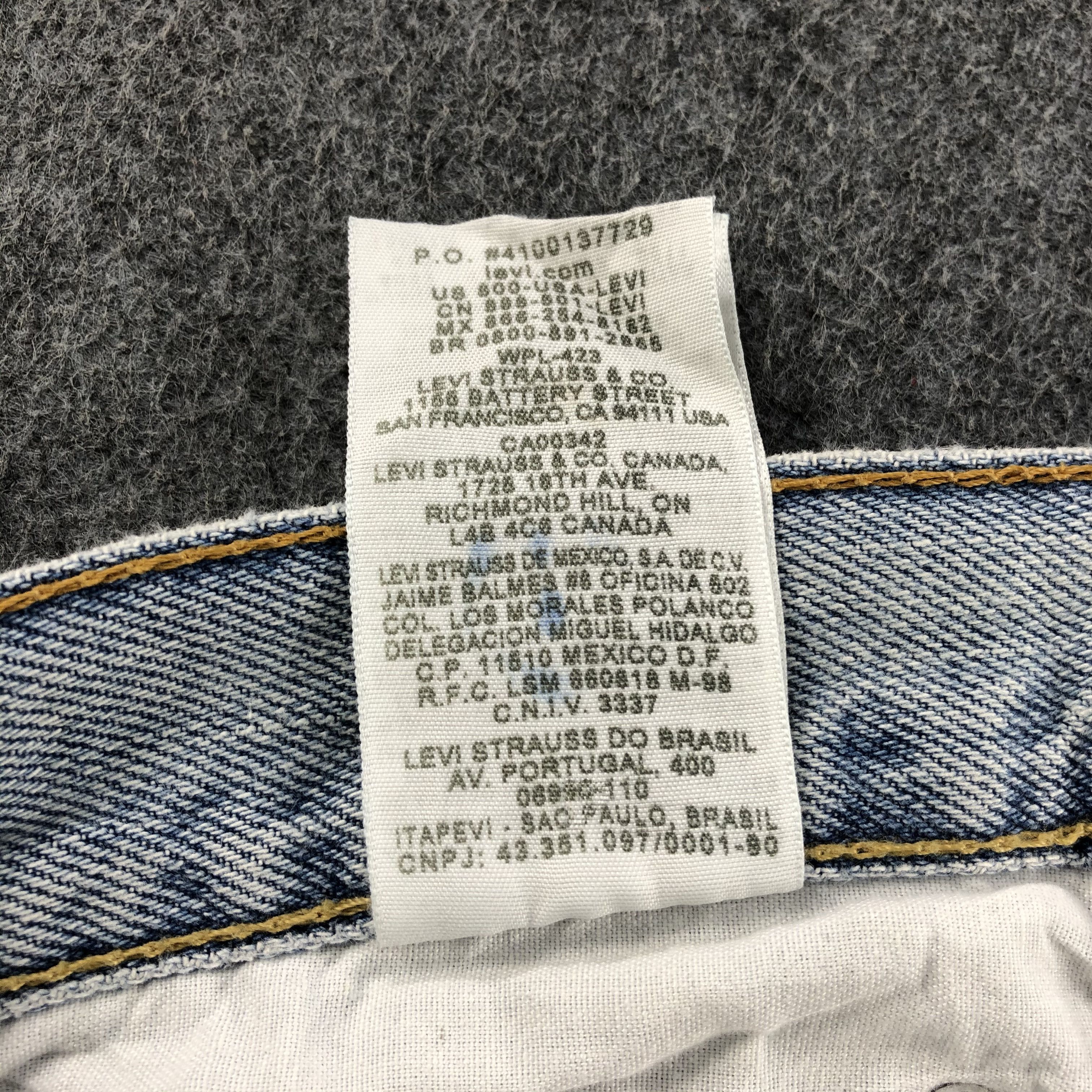 Levi's Vintage Levis Jeans Lot 550 Light Wash Denim-J963 Size US 39 - 12 Thumbnail