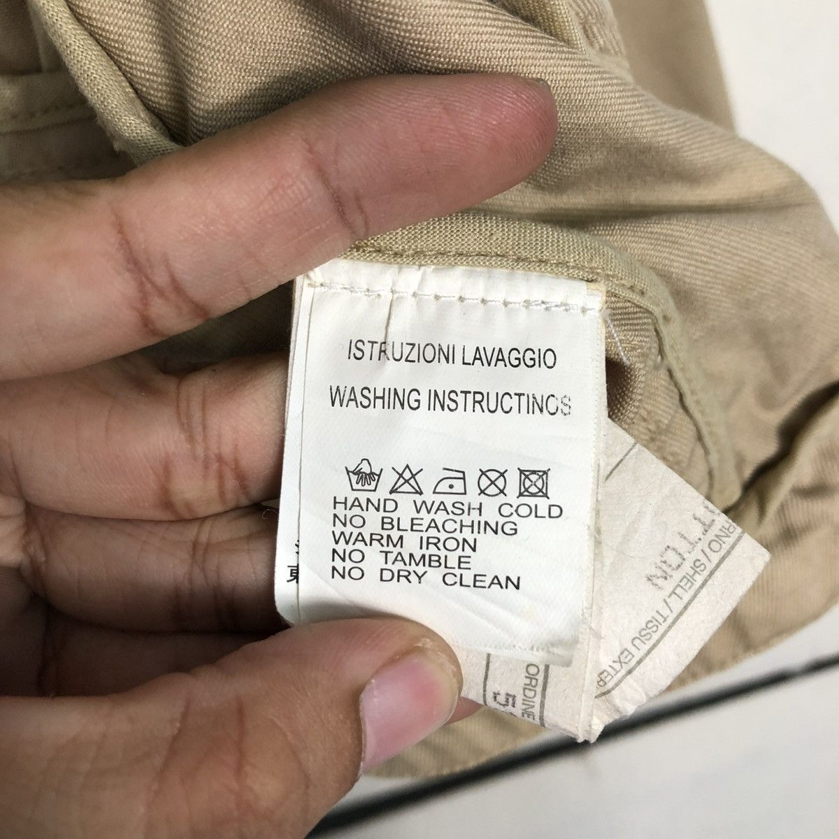 Emporio Armani 🔥VINTAGE CROPPED BONO BIKER JACKET EMPORIO ARMANI Size XL / US 12-14 / IT 48-50 - 21 Thumbnail